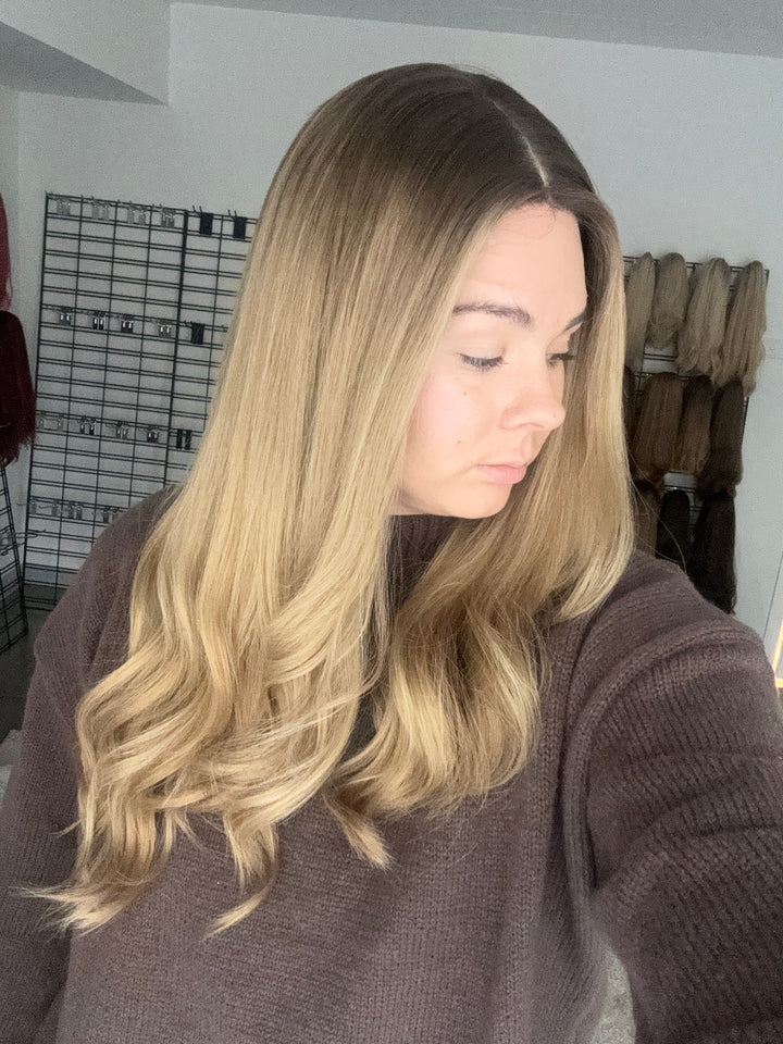 Rooted Neutral Blonde // Game Changer // S Cap // 24 Inches