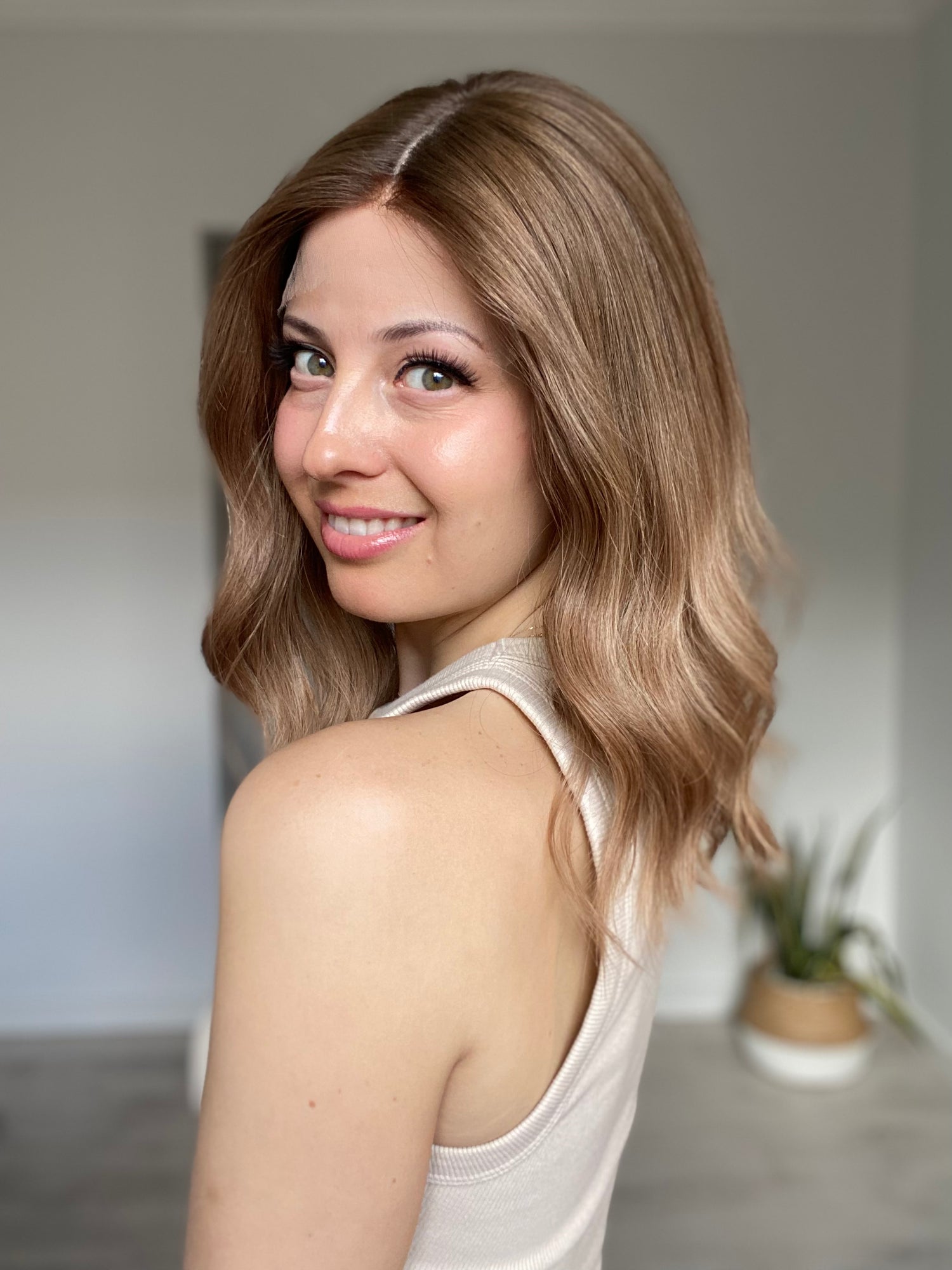 Light Brunette // Game Changer Wig // 16 Inches // M Cap