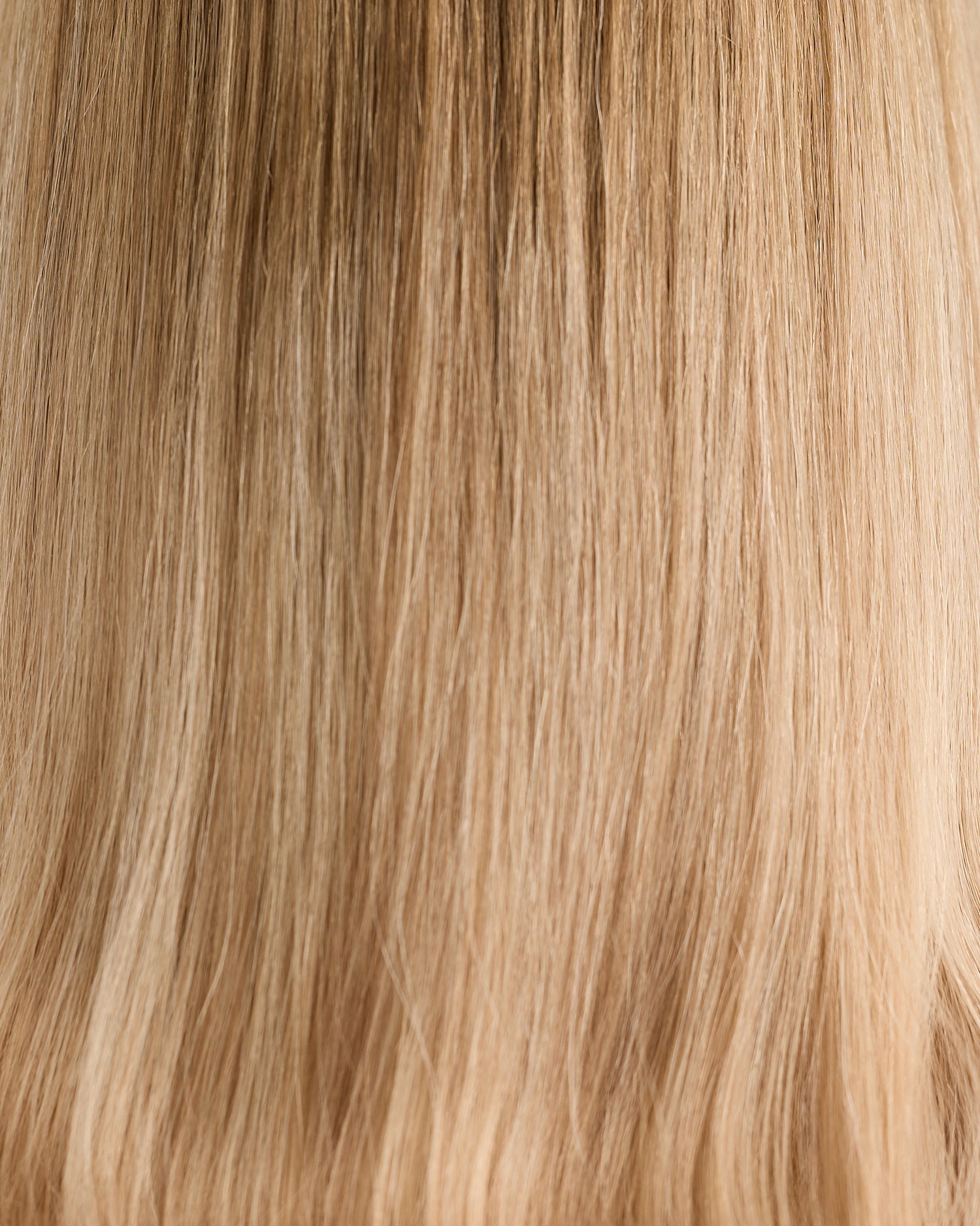 SOFT SANDY BLONDE // LACE TOPPER // 18 INCHES // 7x7 CAP