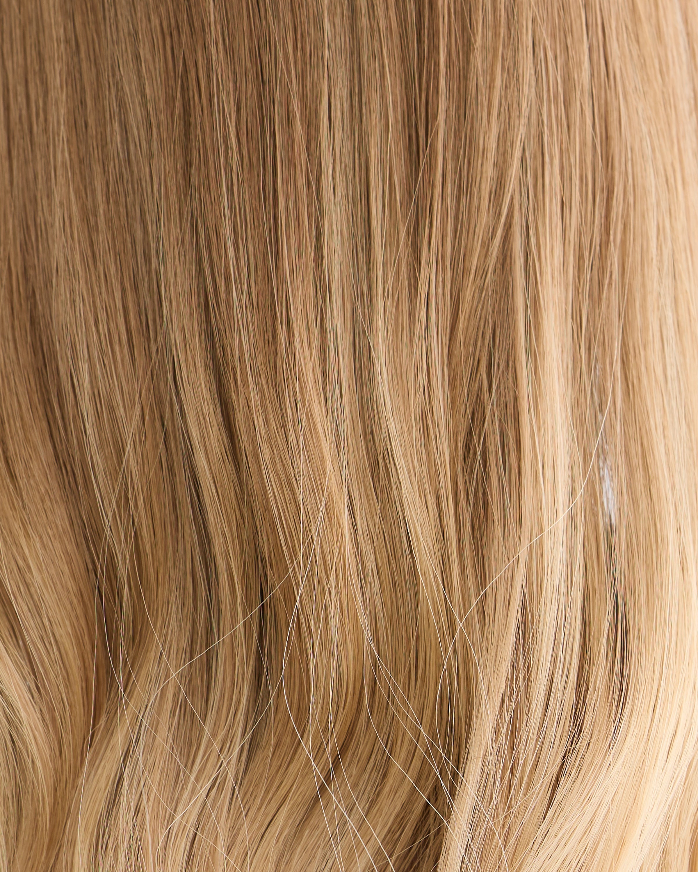 LIGHT HONEY BLONDE // LACE TOPPER // 18 INCHES // 8x8 CAP