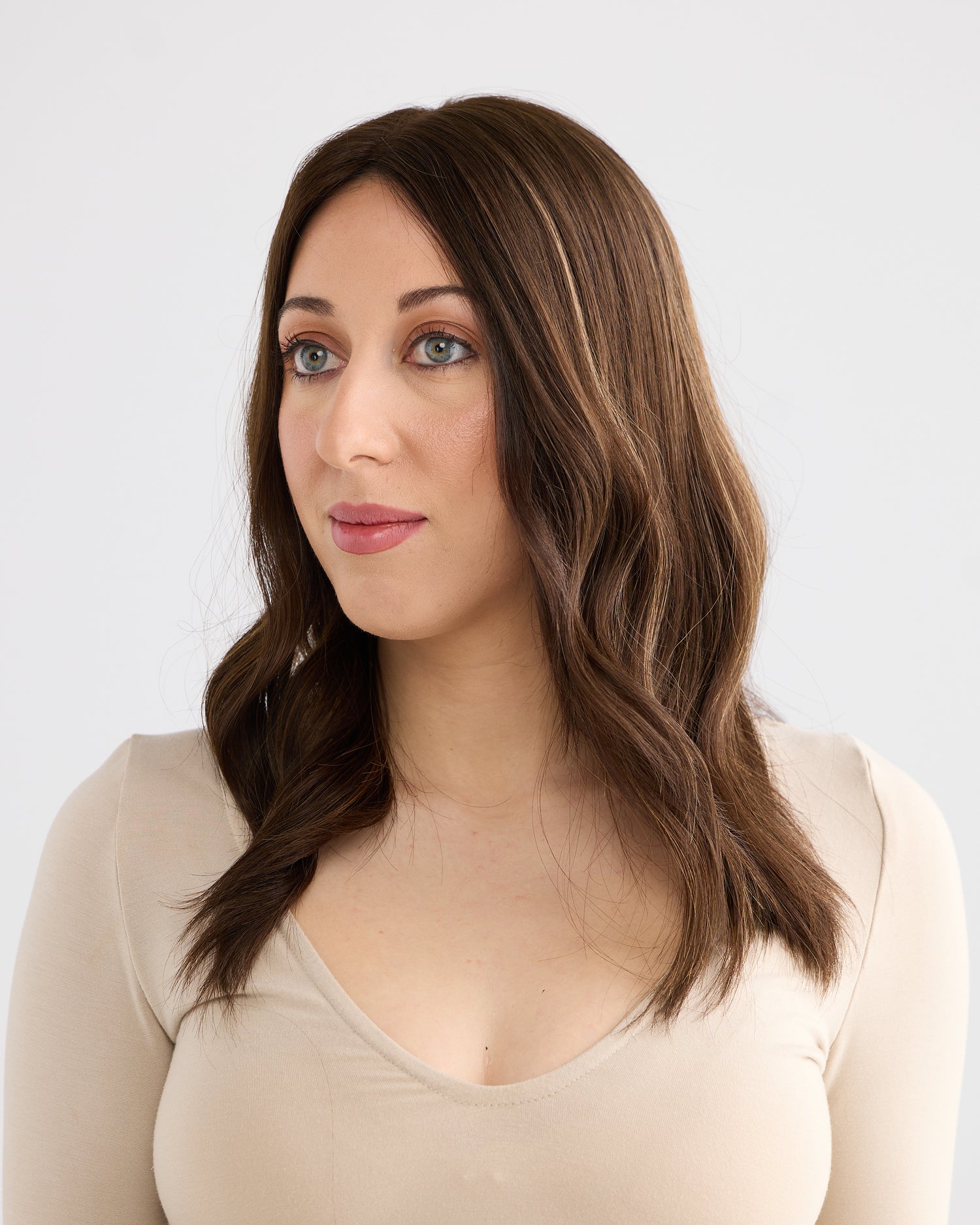 SOFT HIGHLIGHTED BRUNETTE // LACE TOPPER // 16 INCHES // 8x8 CAP