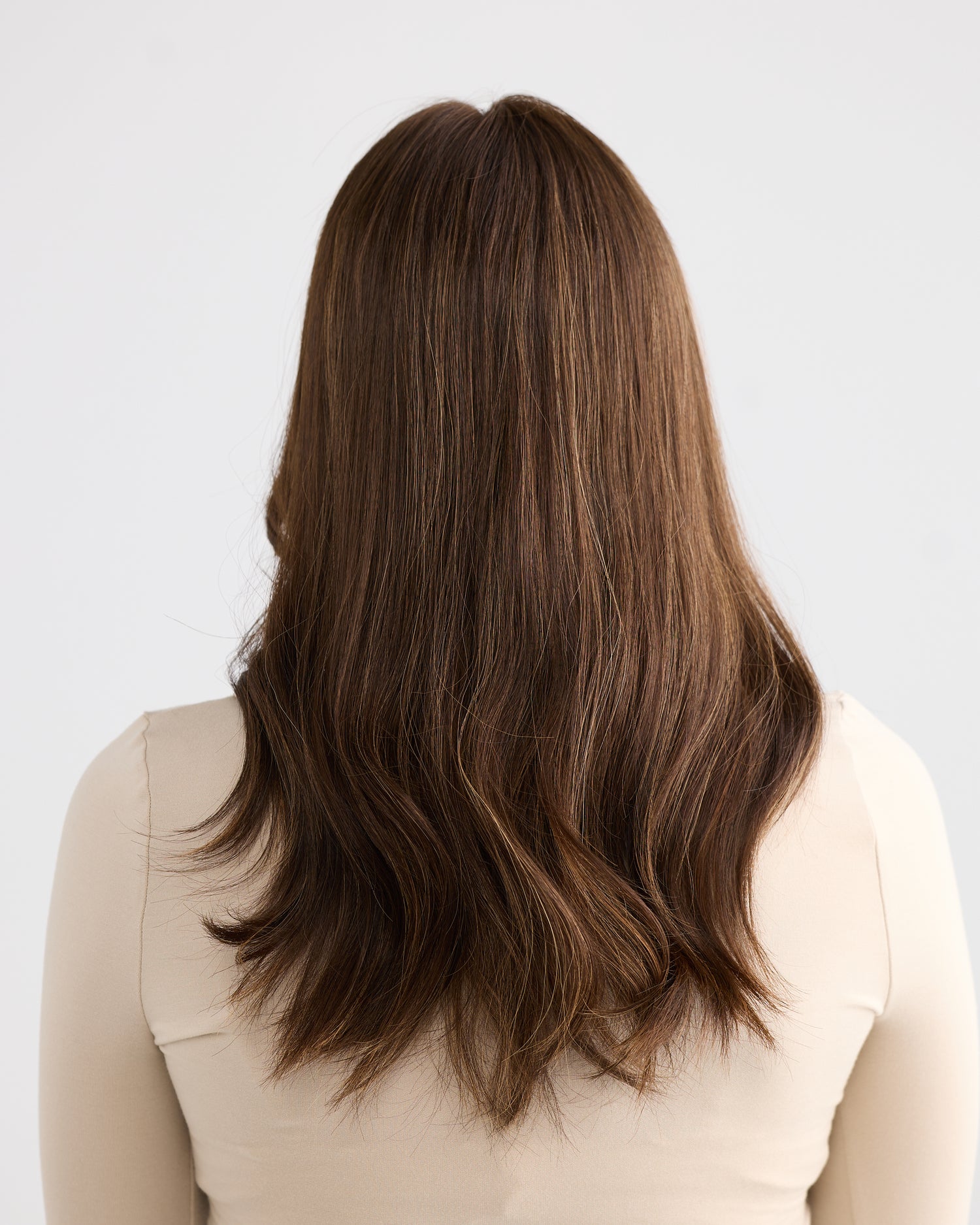 SOFT HIGHLIGHTED BRUNETTE // LACE TOPPER // 18 INCHES // 8x8 CAP