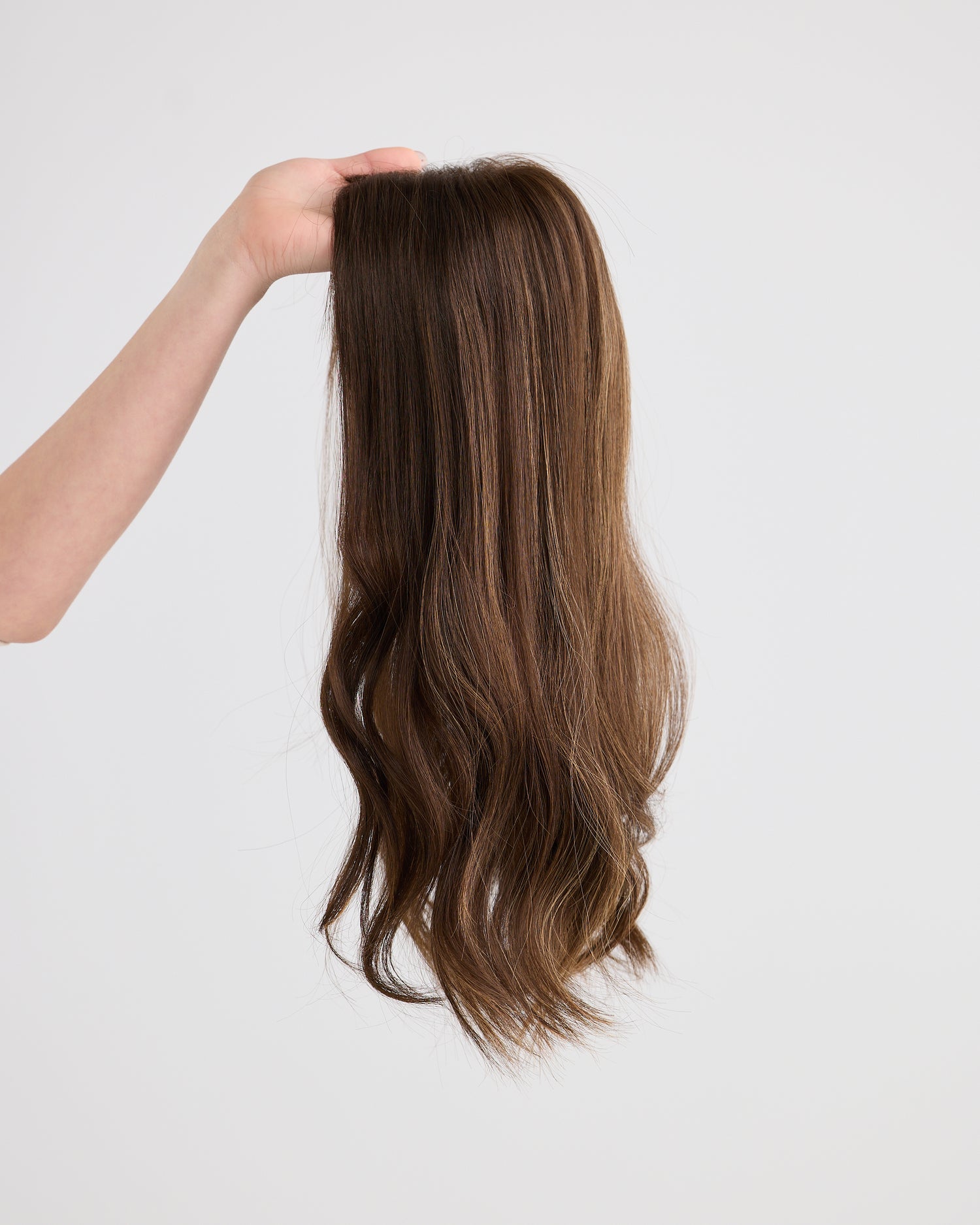SOFT HIGHLIGHTED BRUNETTE // LACE TOPPER // 18 INCHES // 8x8 CAP