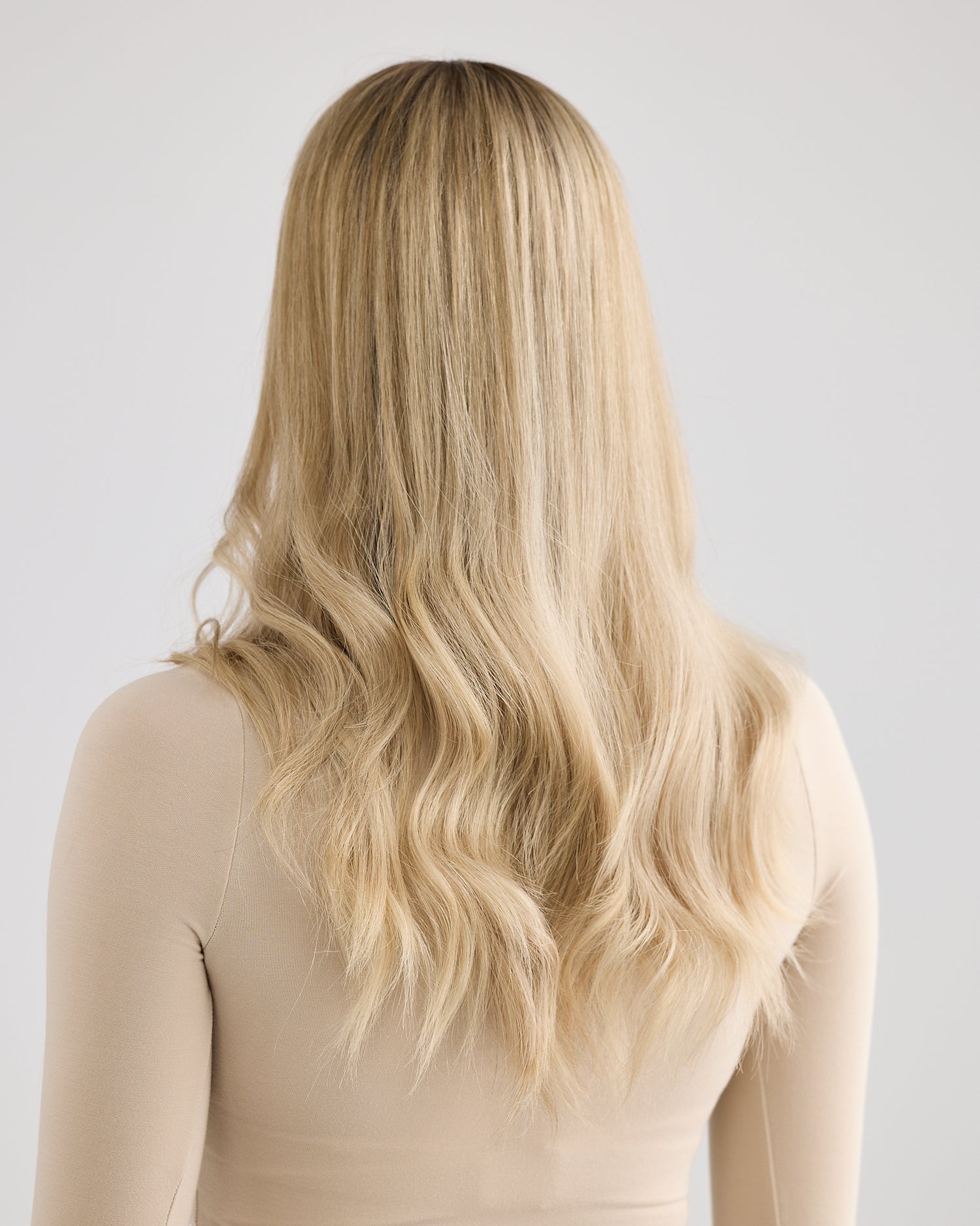 LIGHT DIMENSIONAL BLONDE // LACE TOPPER // 20 INCHES // 7x7 CAP