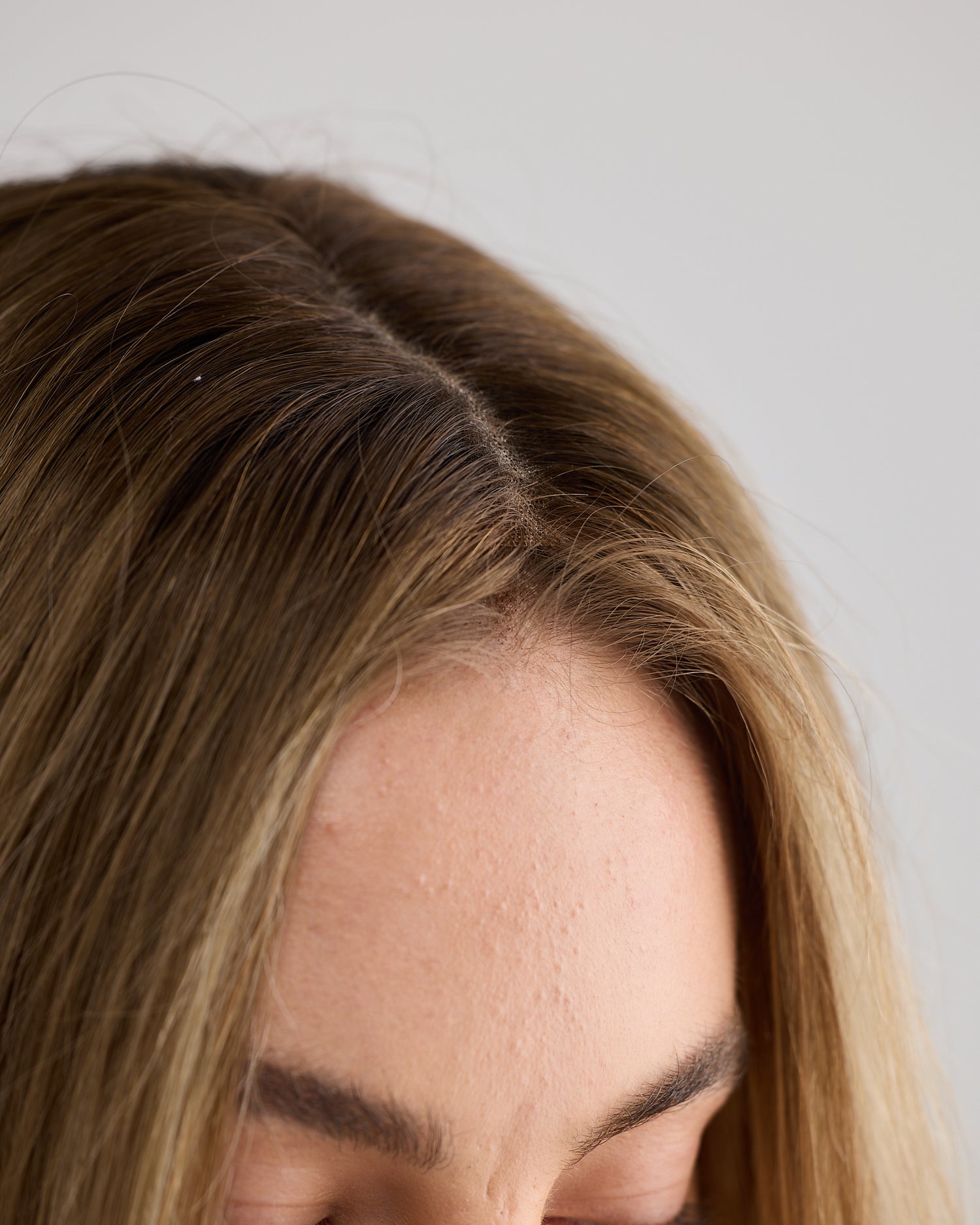 SOFT SANDY BLONDE // LACE TOPPER // 18 INCHES // 7x7 CAP