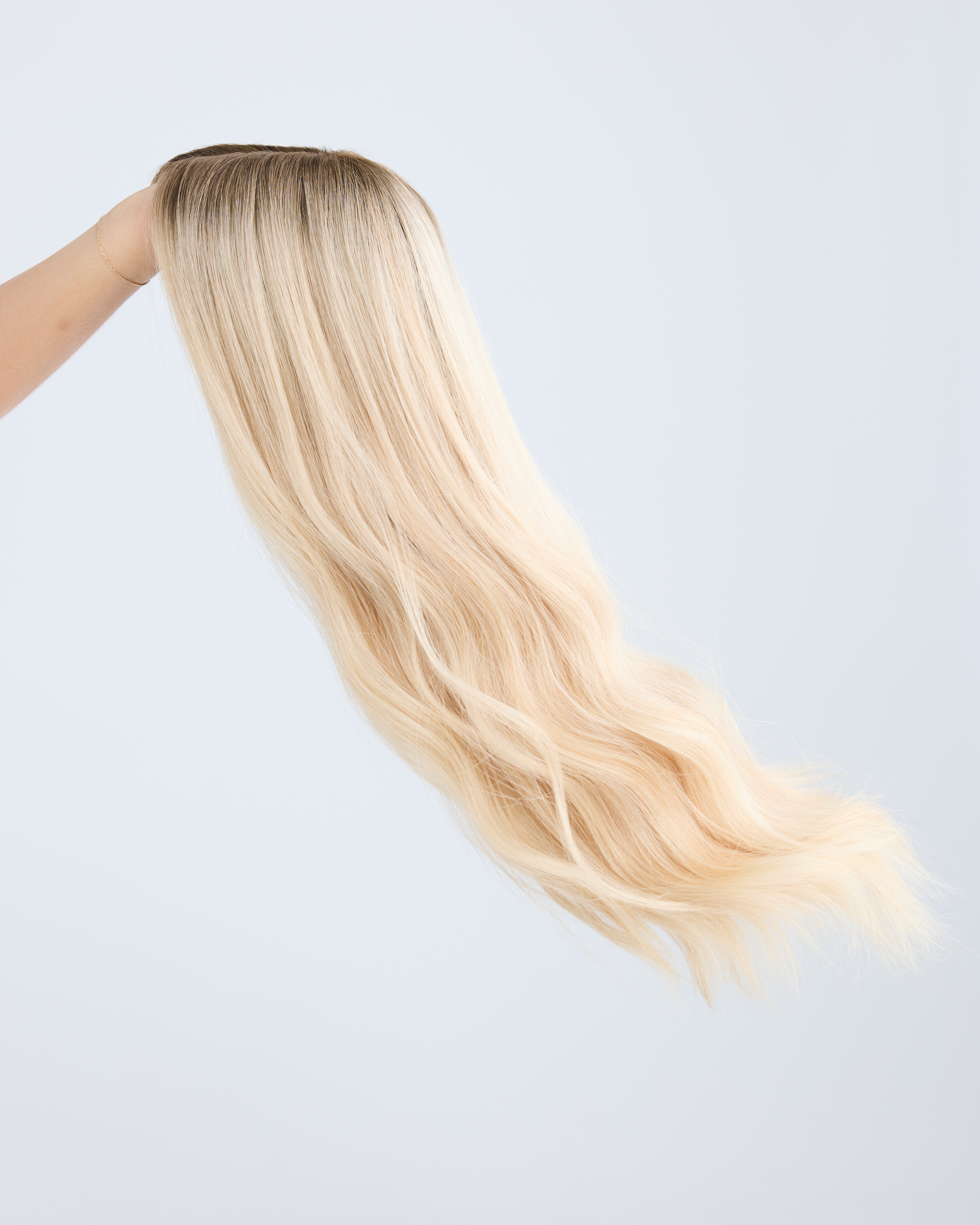 Pearl Blonde // Silk Topper