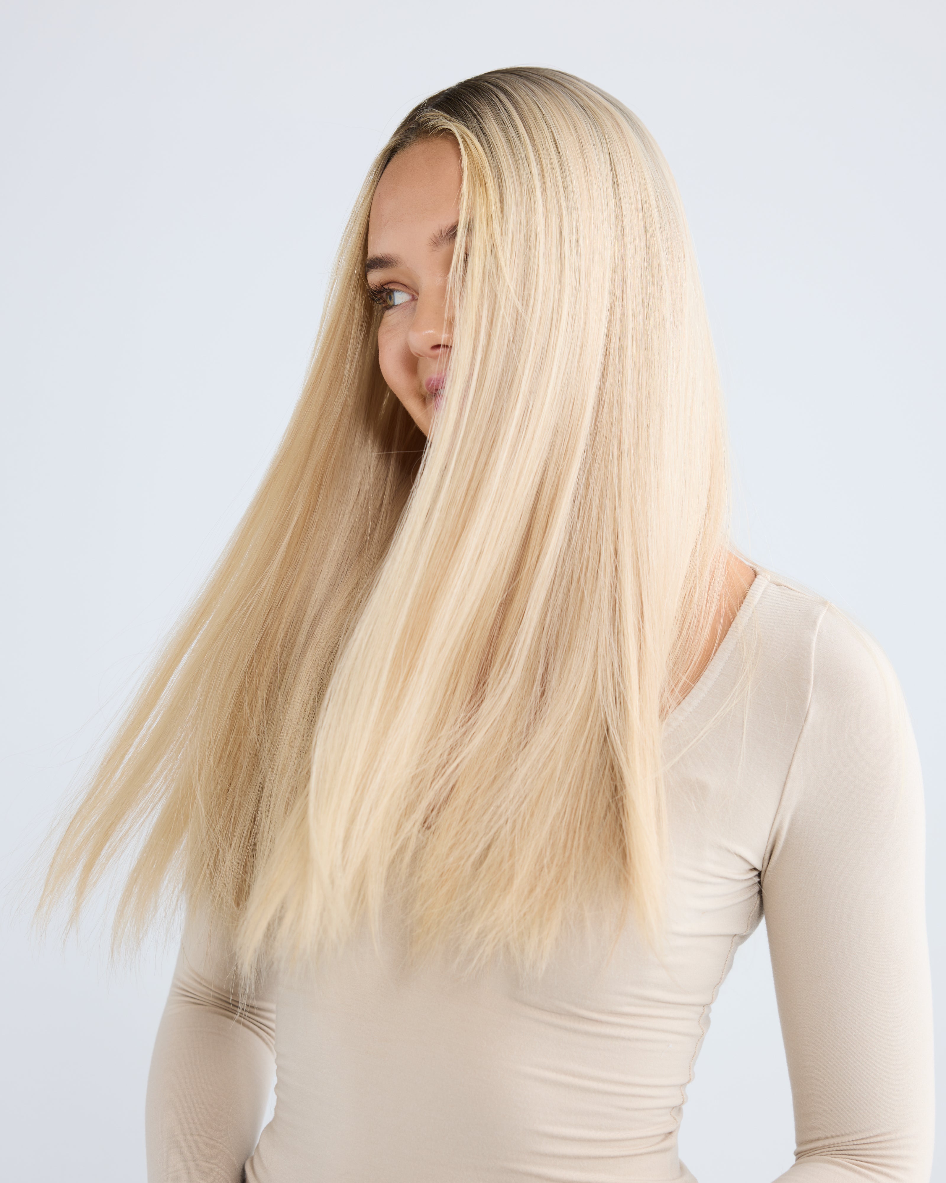 Pearl Blonde // Silk Topper
