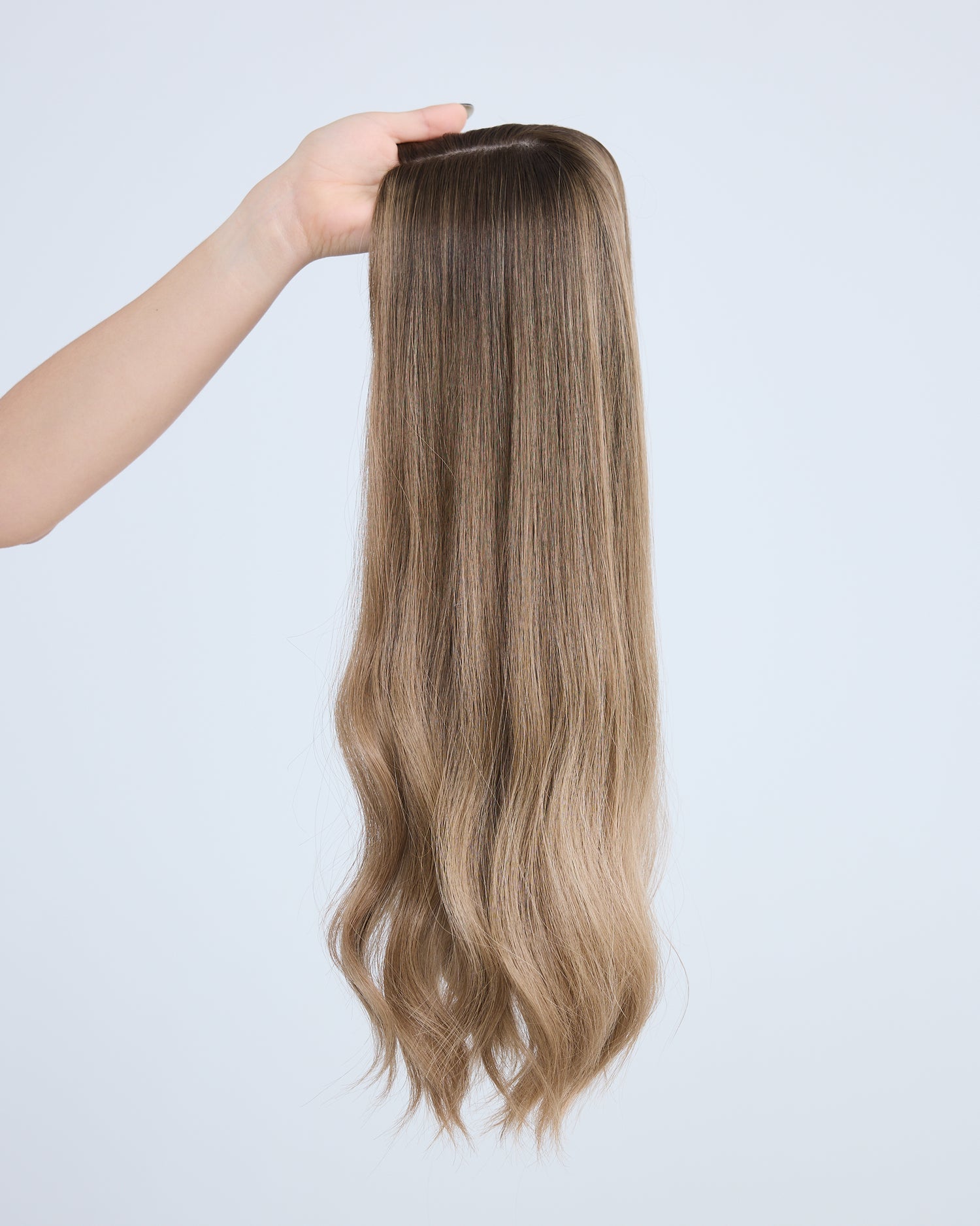 Dimensional Rooted Bronde 8x8 21 Inches Topper