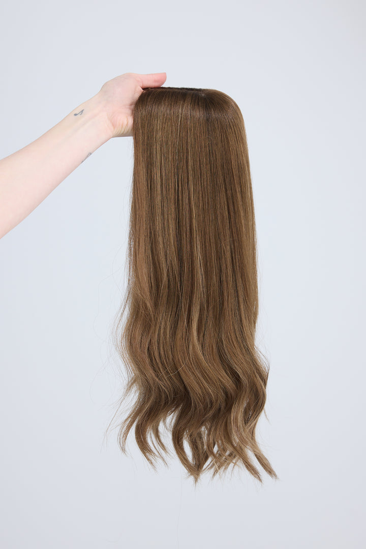 Soft Highlighted Brunette 7x7 20 Inches Topper