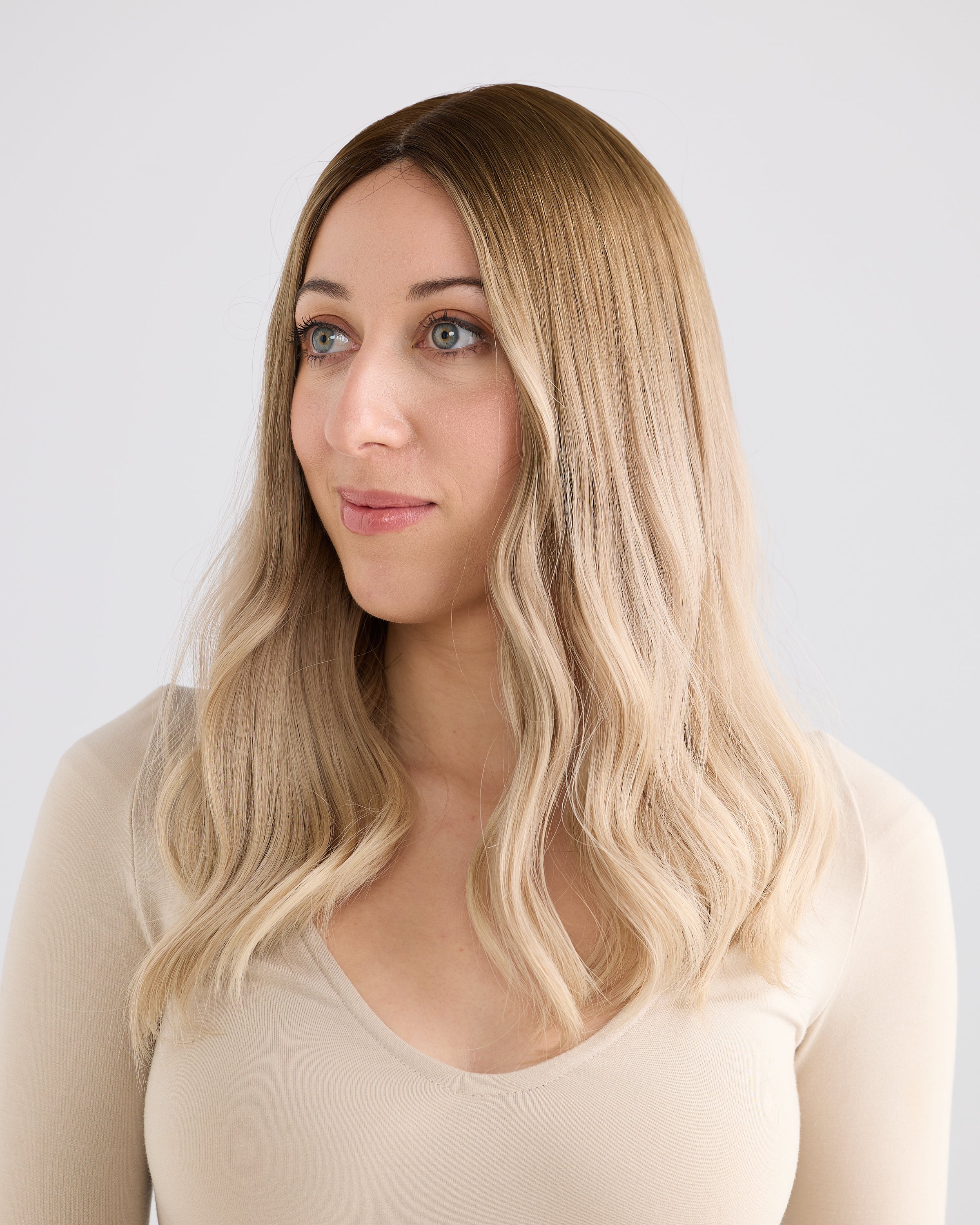 ROOTED BALAYAGE BLONDE // TOPPER // 18 INCHES // 8x8 CAP
