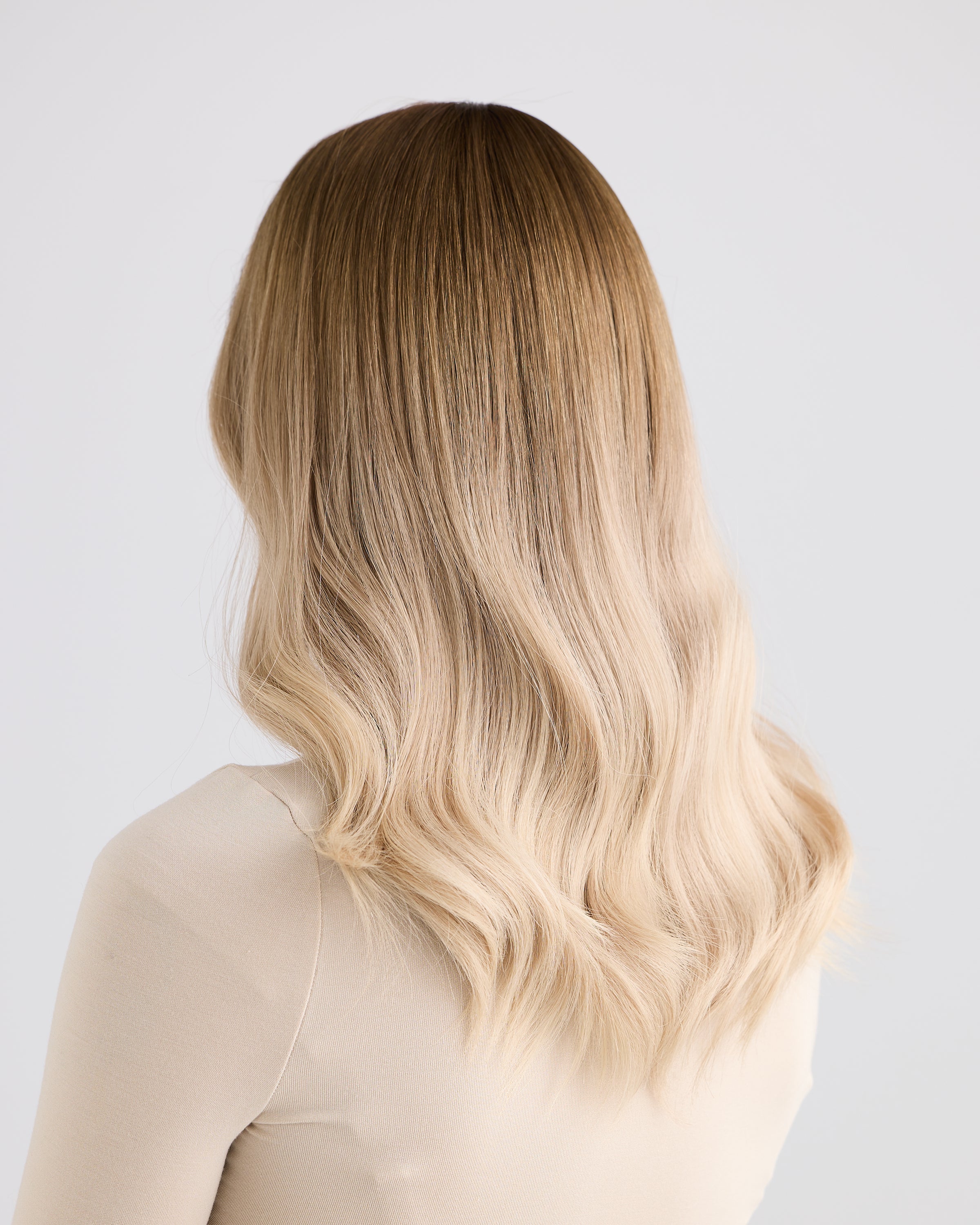 ROOTED BALAYAGE BLONDE // TOPPER // 18 INCHES // 8x8 CAP