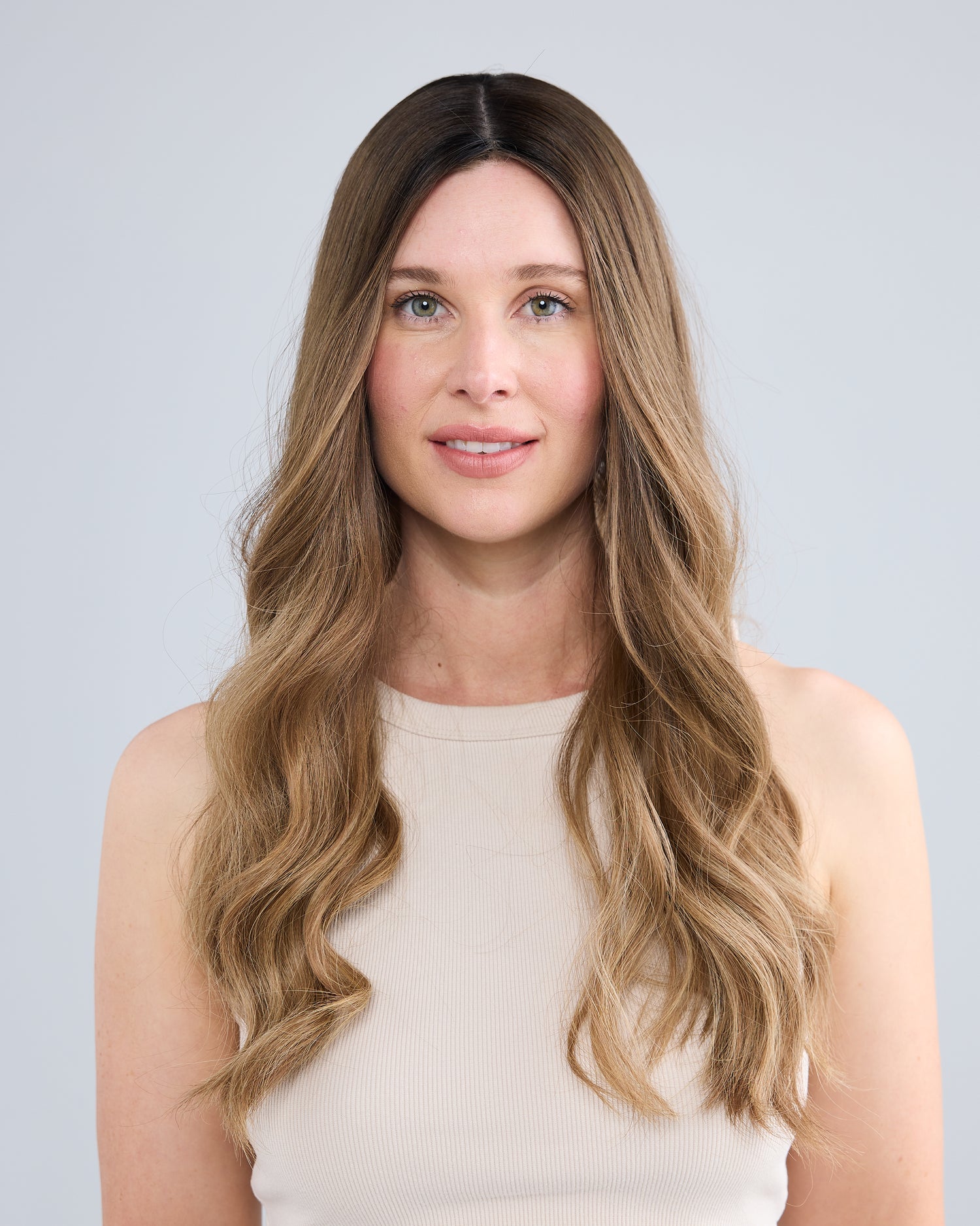 SOFT BRONDE BALAYAGE // TOPPER // 24 INCHES // 8X8 CAP