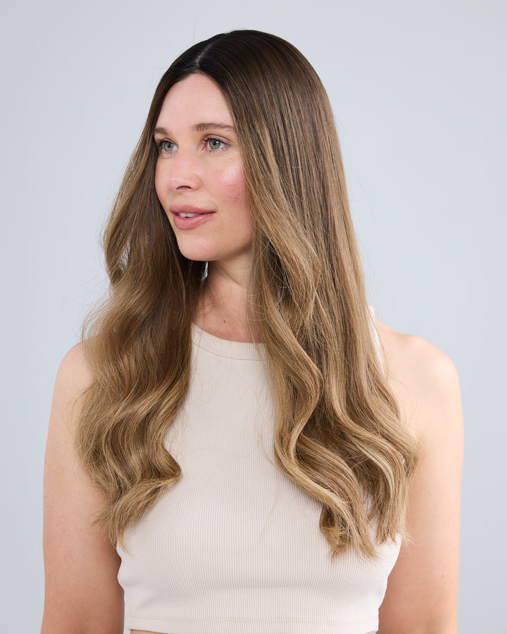 SOFT BRONDE BALAYAGE // TOPPER // 24 INCHES // 8X8 CAP