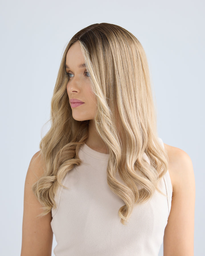 LIGHT HONEY BALAYAGE // TOPPER // 20 INCHES // 8x8 CAP