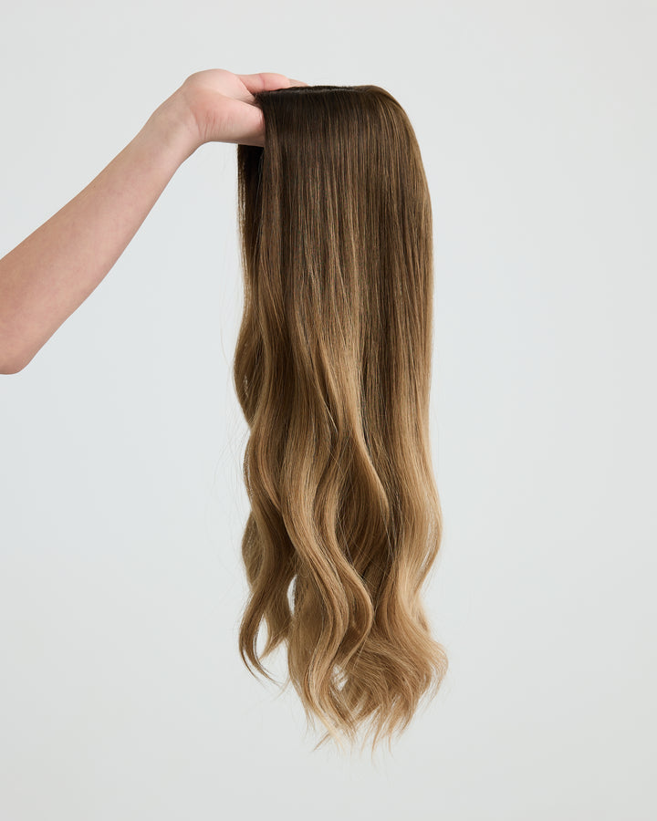 MOCHA BALAYAGE // TOPPER // 22 INCHES // 8x8 CAP