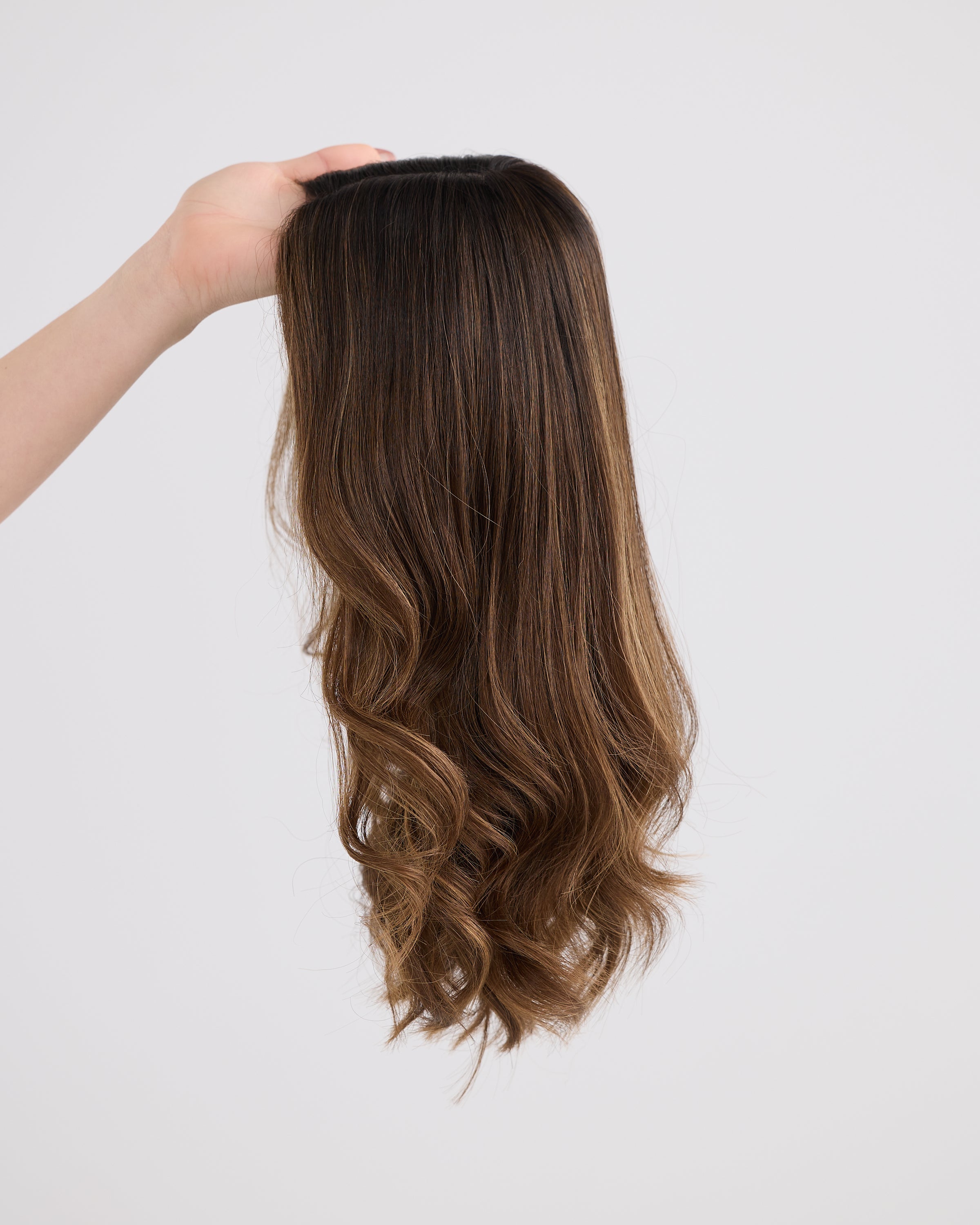 DREAMY BALAYAGE BRUNETTE // GAME CHANGER WIG // 16 INCHES // M CAP