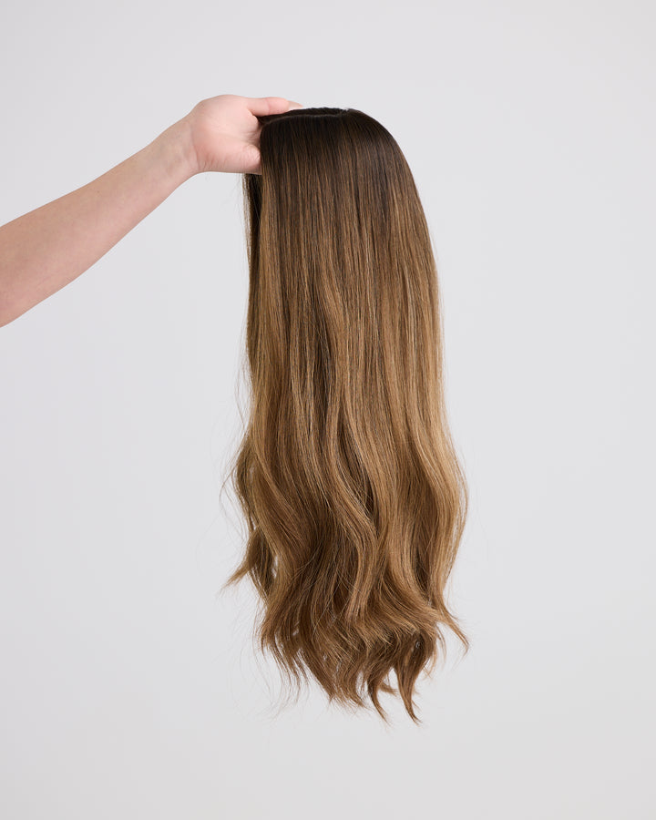 DREAMY BALAYAGE BRUNETTE // TOPPER // 22 INCHES // 8x8 CAP