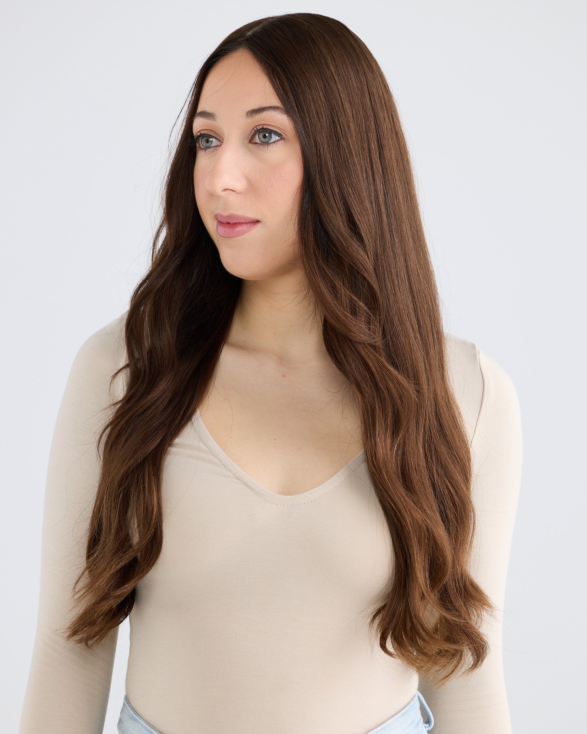 NATURAL DEEP BRUNETTE // SILK TOPPER // 24 INCHES