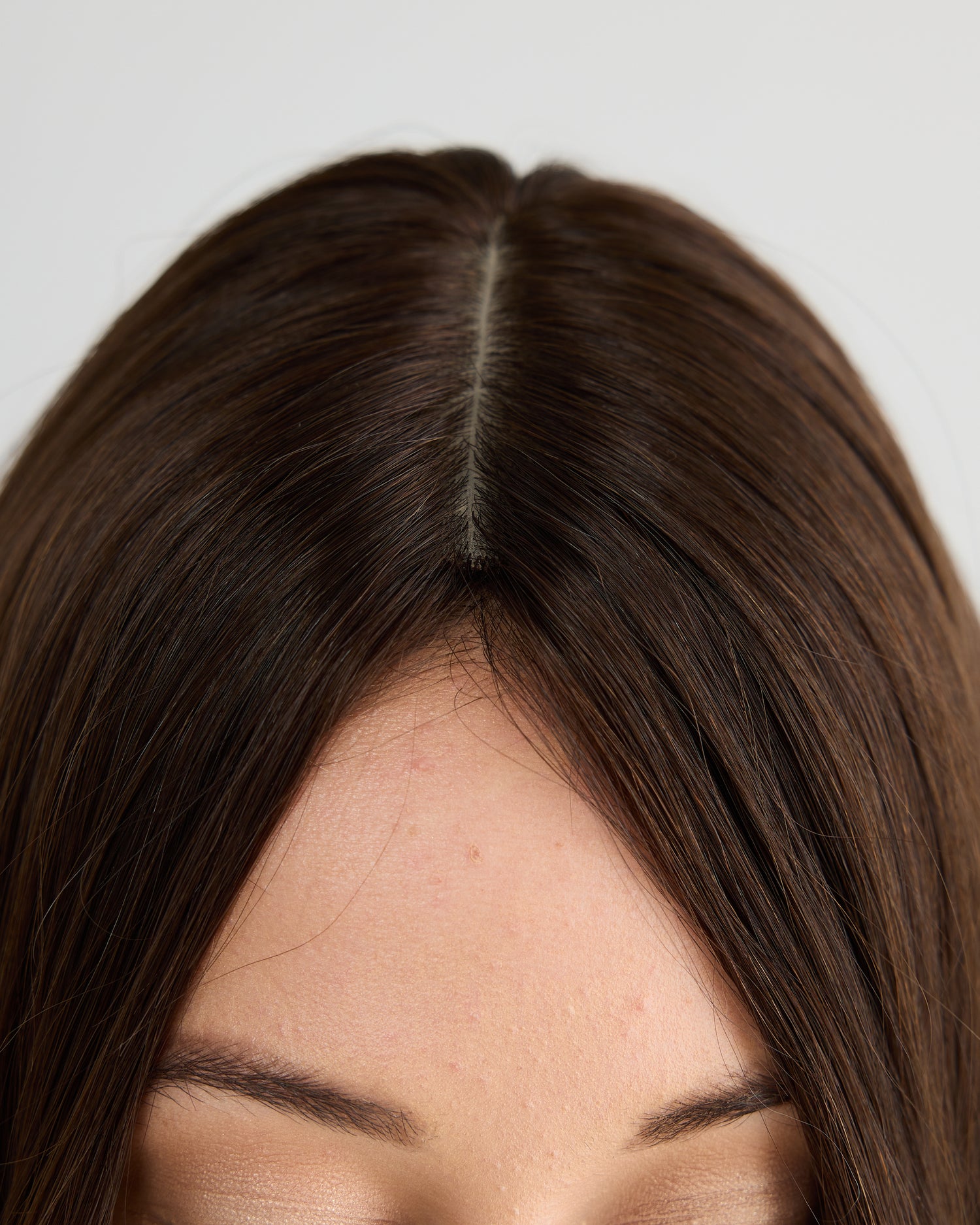 NATURAL DEEP BRUNETTE // TOPPER // 26 INCHES // 8x8 CAP