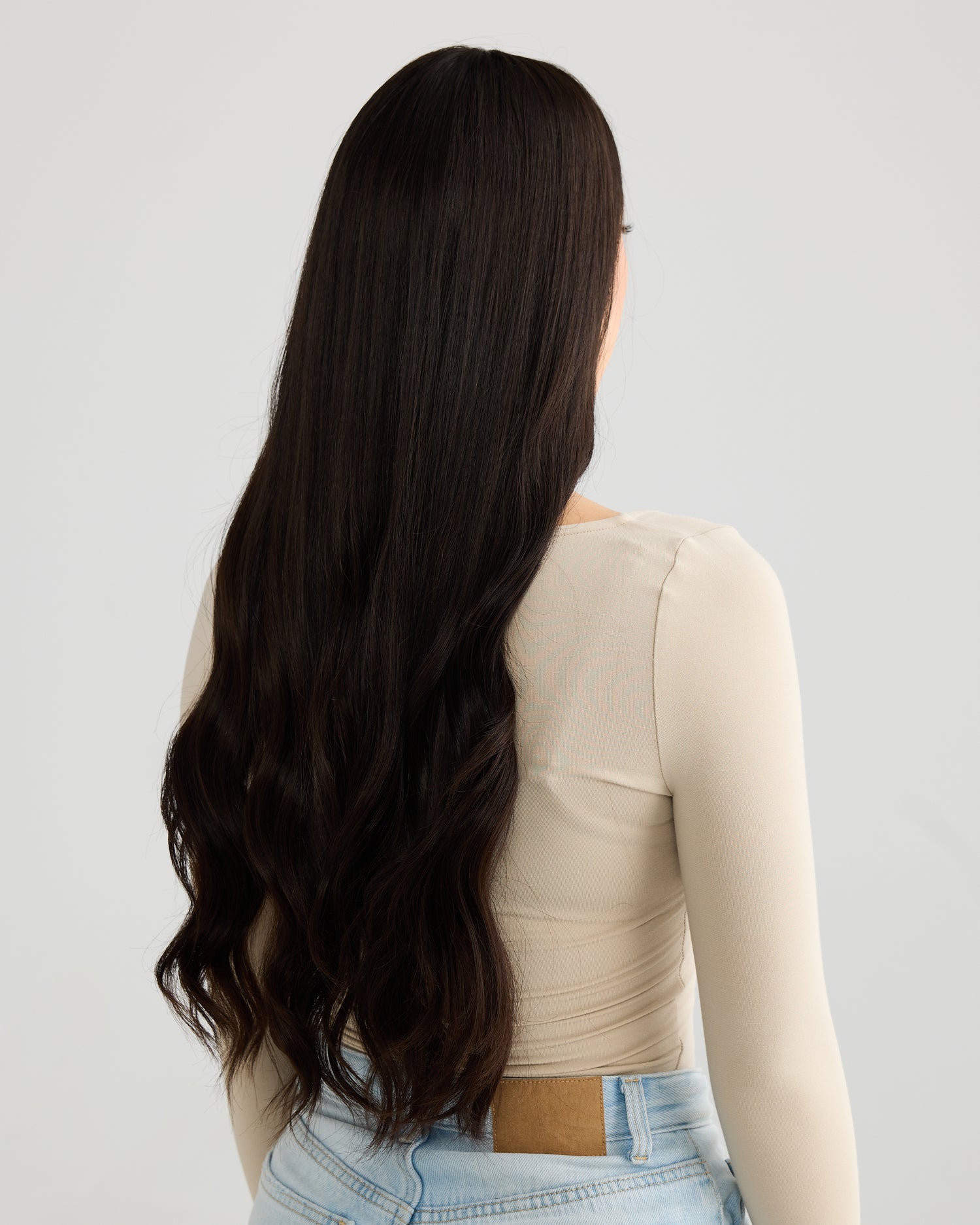 NATURAL DARKEST BRUNETTE // TOPPER // 26 INCHES // 8x8 CAP