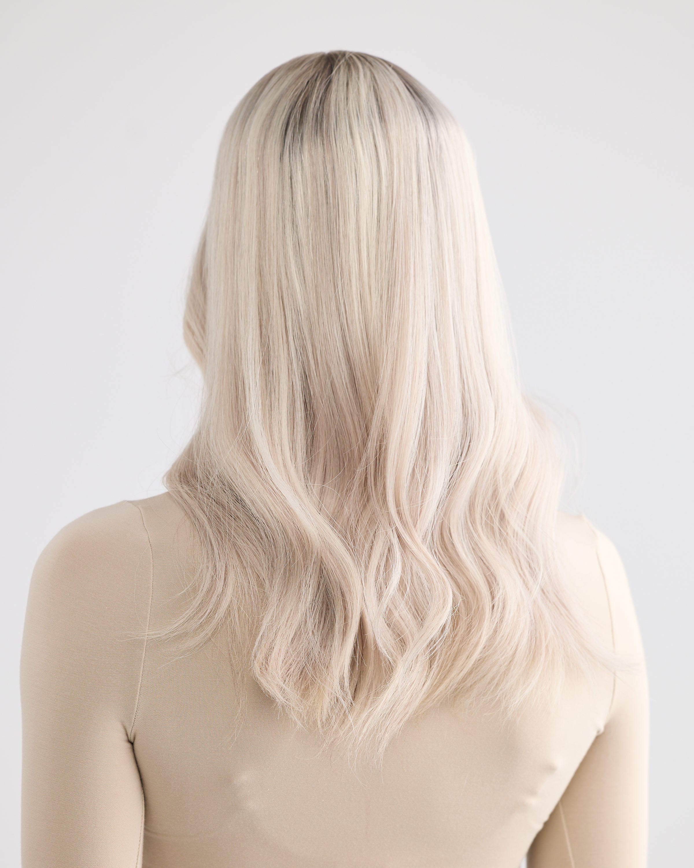 DIMENSIONAL SMOKEY SILVER  // SILK TOPPER // 18 INCHES // 8x8 CAP