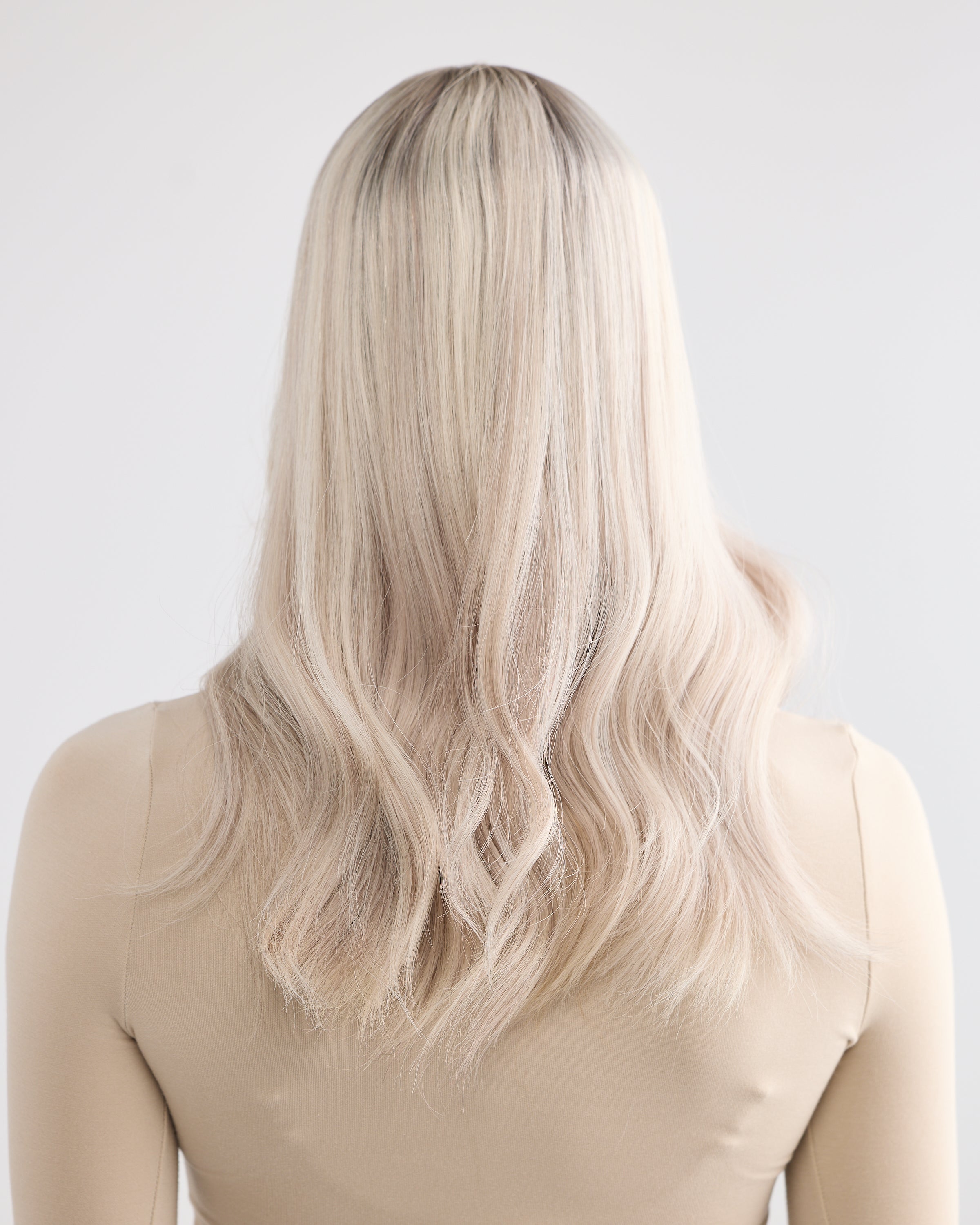 DIMENSIONAL SMOKEY SILVER  // SILK TOPPER // 18 INCHES // 8x8 CAP