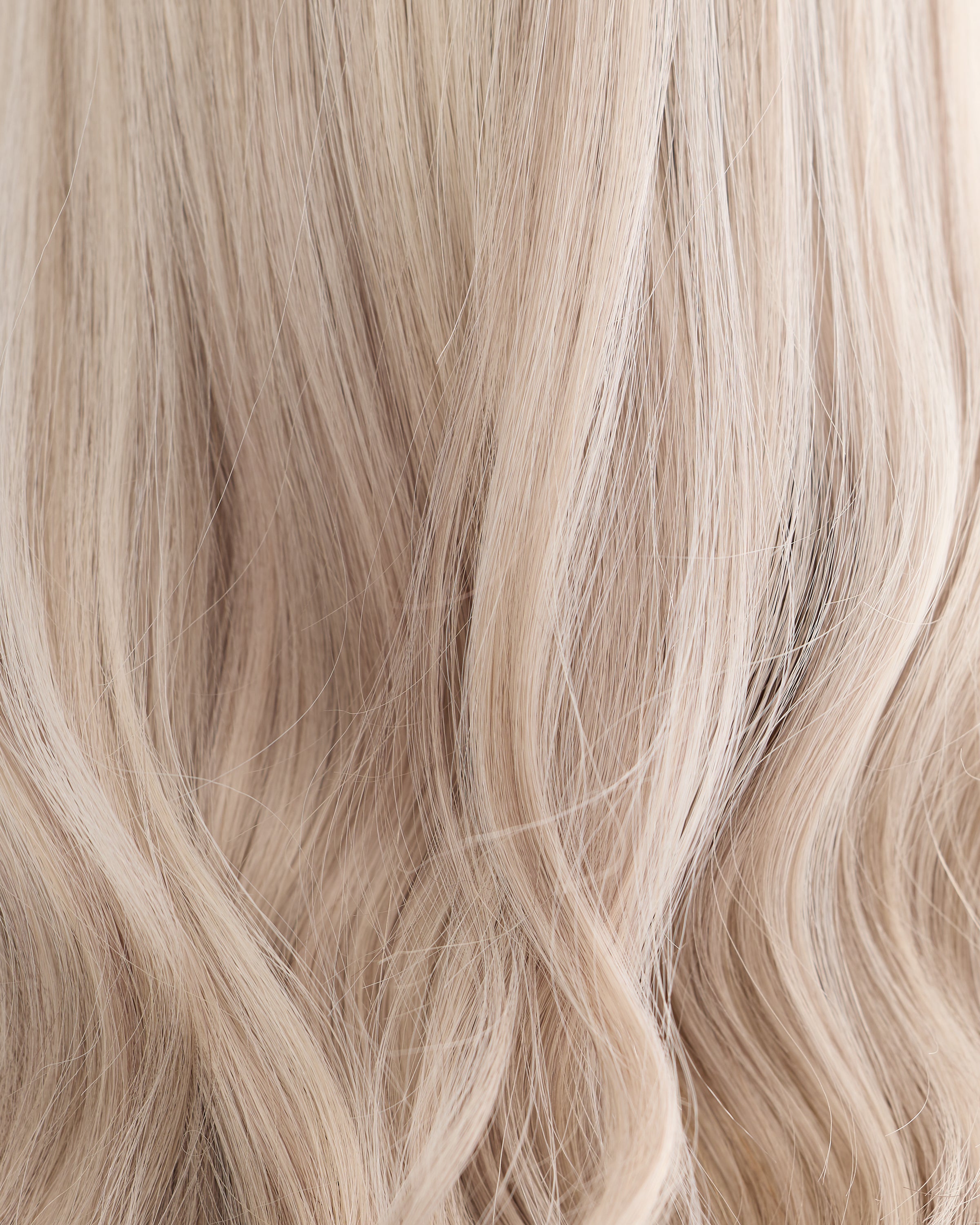 DIMENSIONAL SMOKEY SILVER  // SILK TOPPER // 18 INCHES // 8x8 CAP