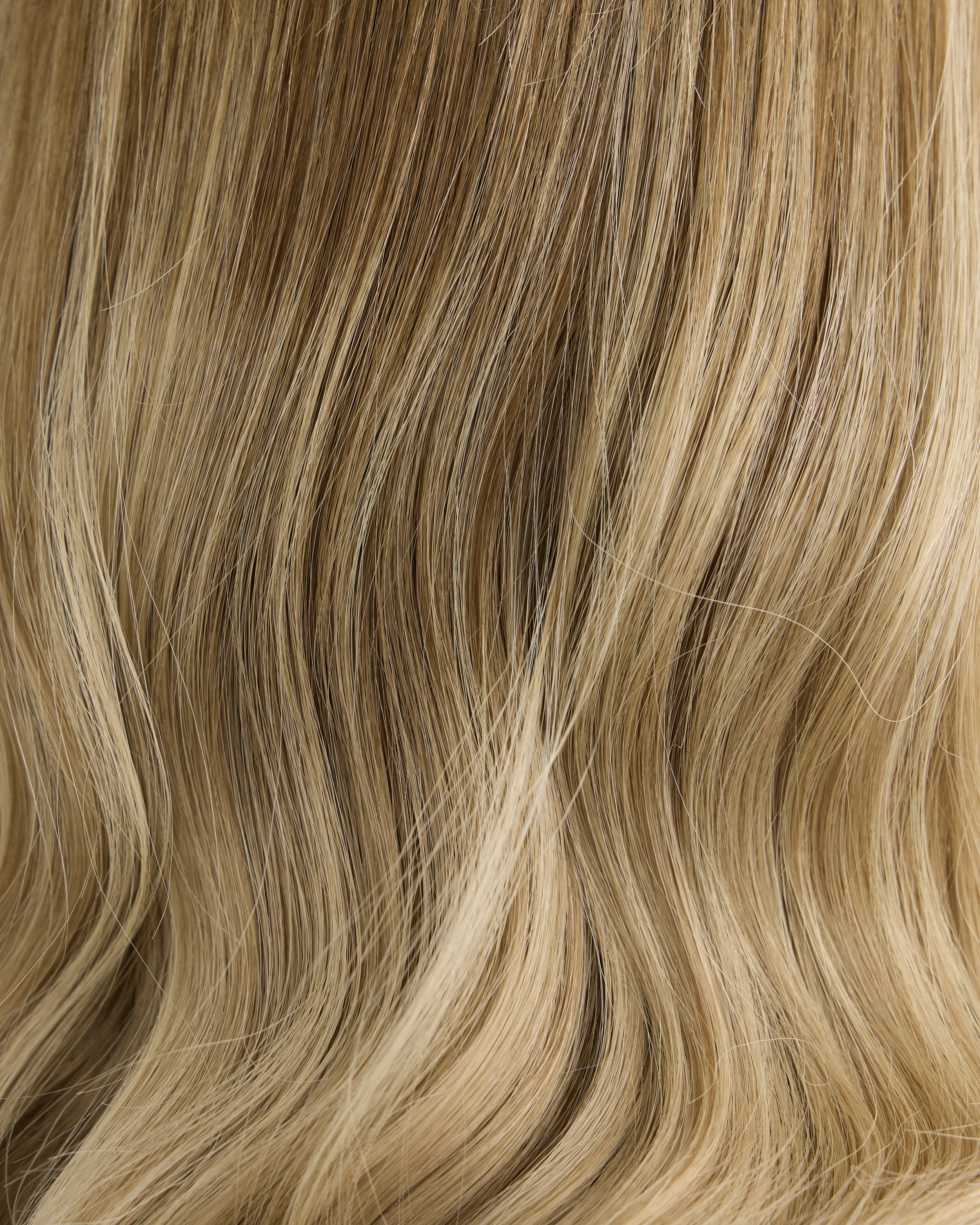 Dusty Blonde // The Lusta Lace Wig