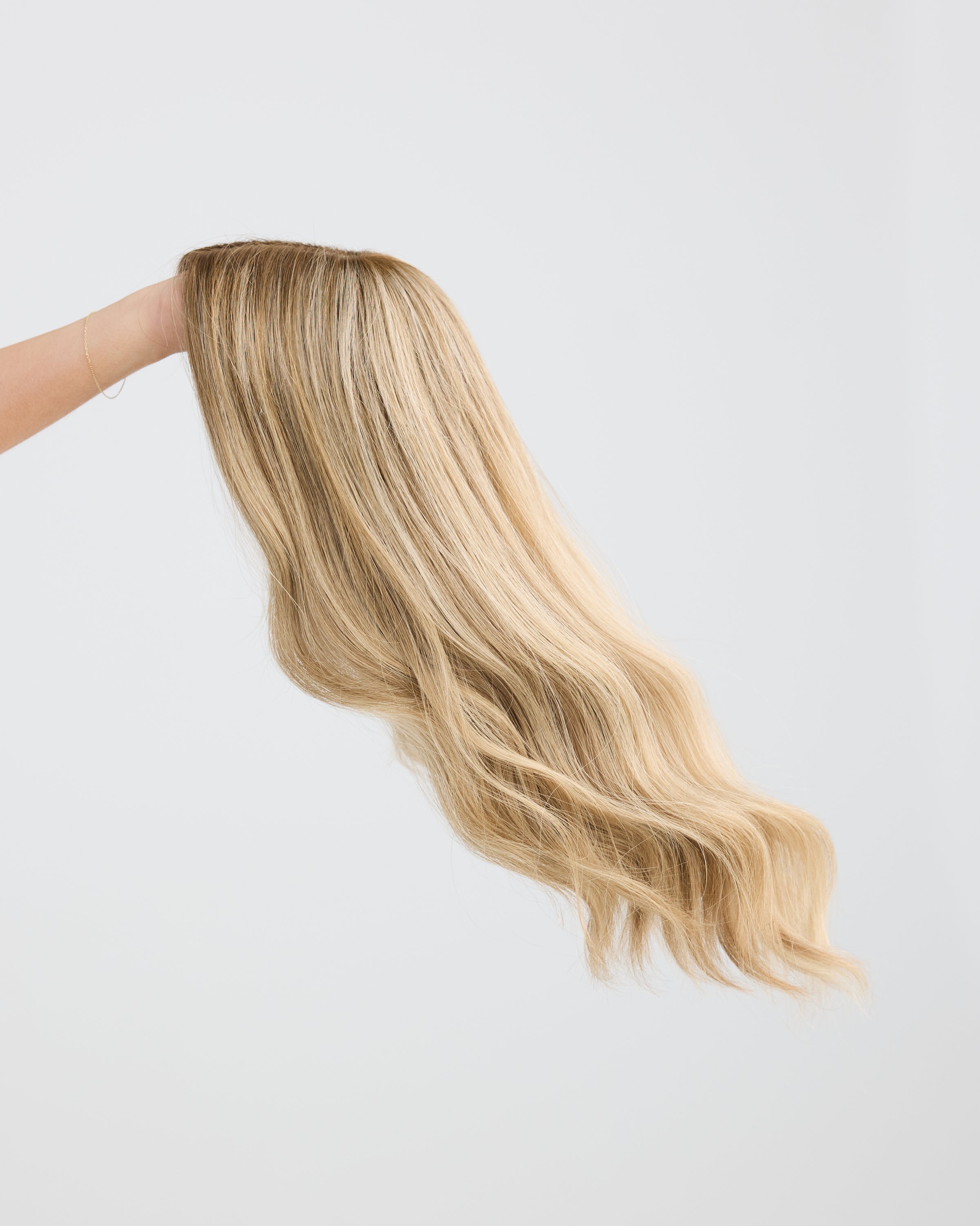 Vanilla Blonde // Lusta Silk Topper