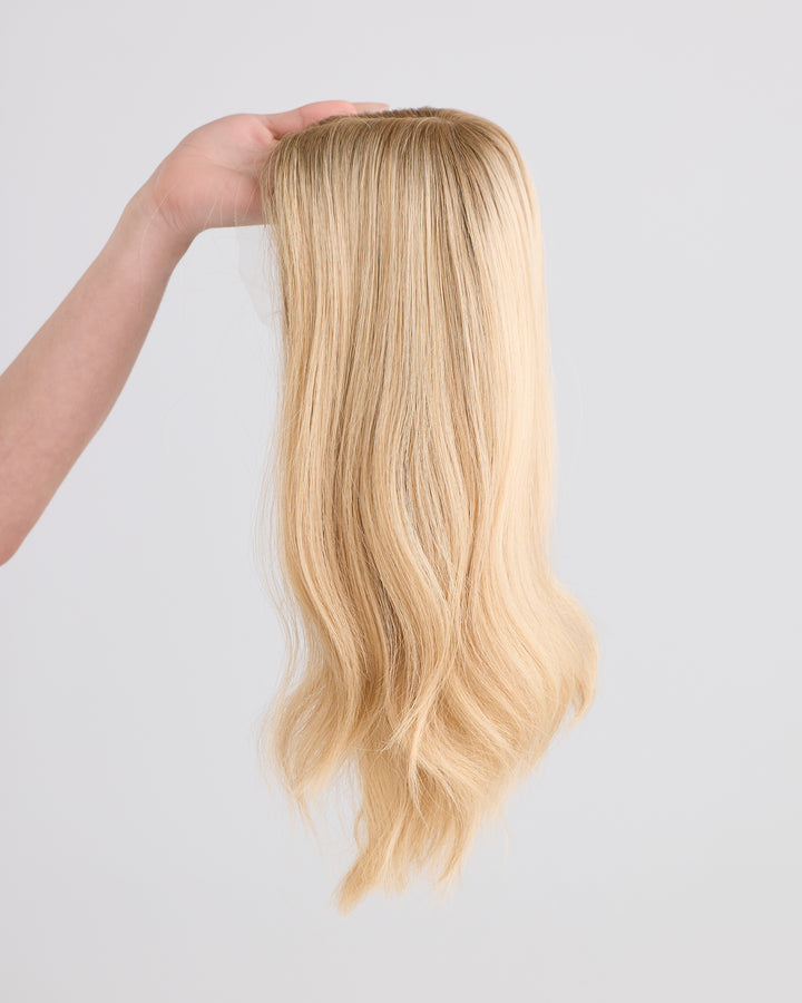 SOFT ROOTED BLONDE // GAME CHANGER WIG // 16 INCHES // S CAP