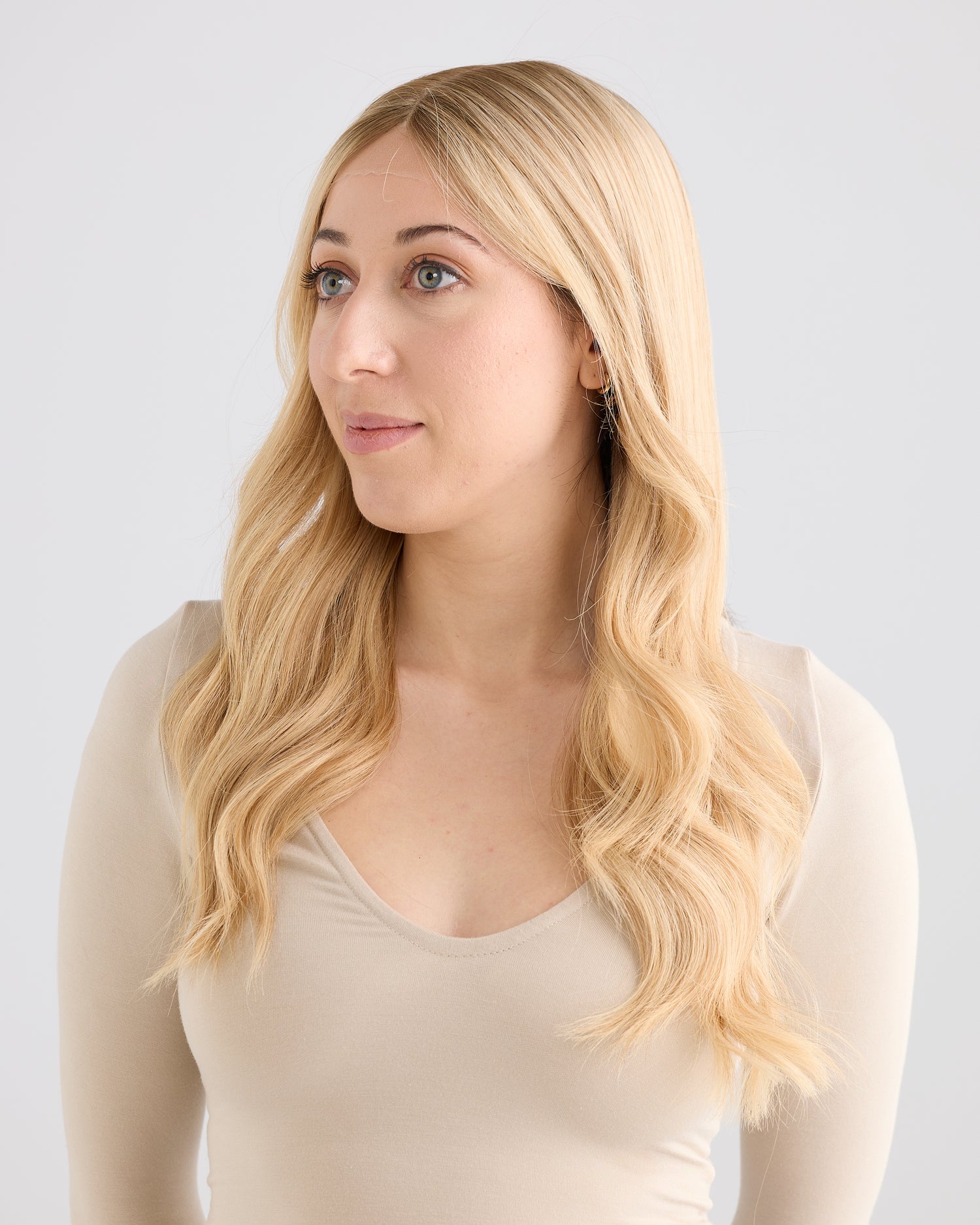 SOFT ROOTED BLONDE // GAME CHANGER WIG // 22 INCHES // M CAP
