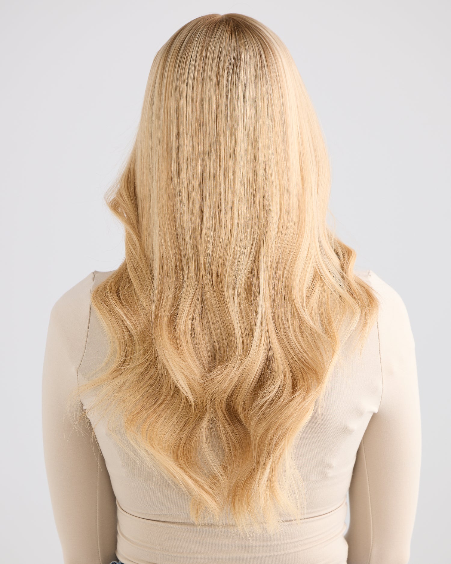 SOFT ROOTED BLONDE // GAME CHANGER WIG // 22 INCHES // M CAP