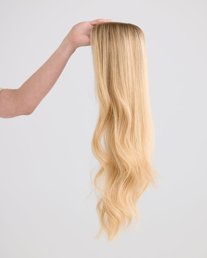 SOFT ROOTED BLONDE // GAME CHANGER WIG // 22 INCHES // M CAP