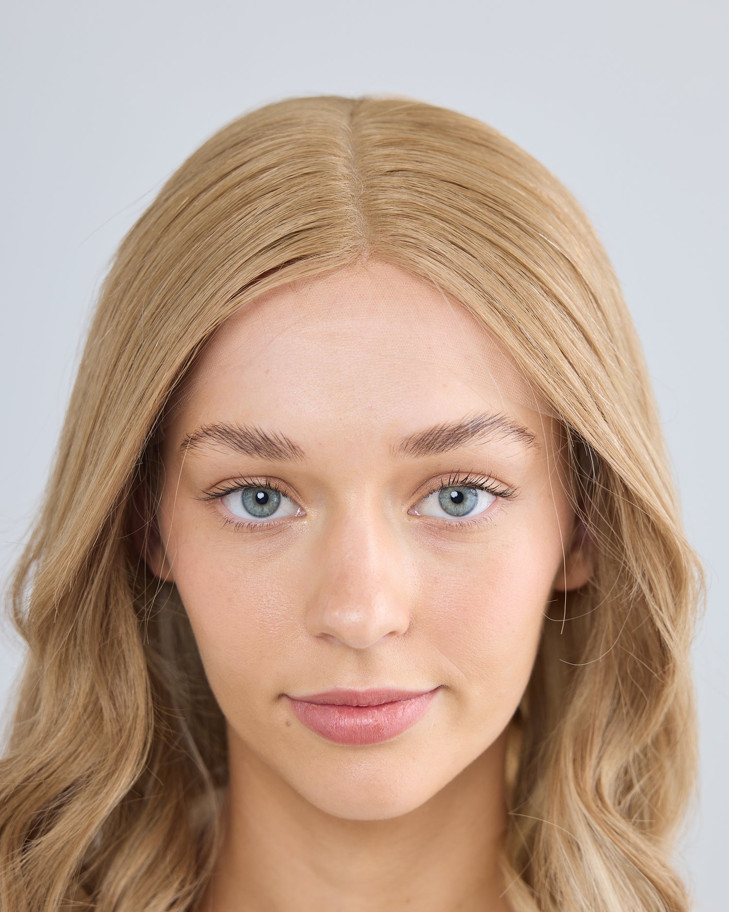 Second Chance // Soft Honey Blonde // M Cap // Luxe Wig // 15 Inches