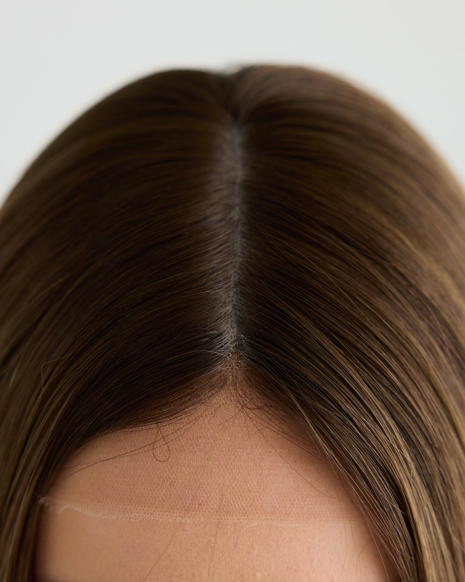 MOCHA BALAYAGE // GAME CHANGER WIG // 20 INCHES // M CAP