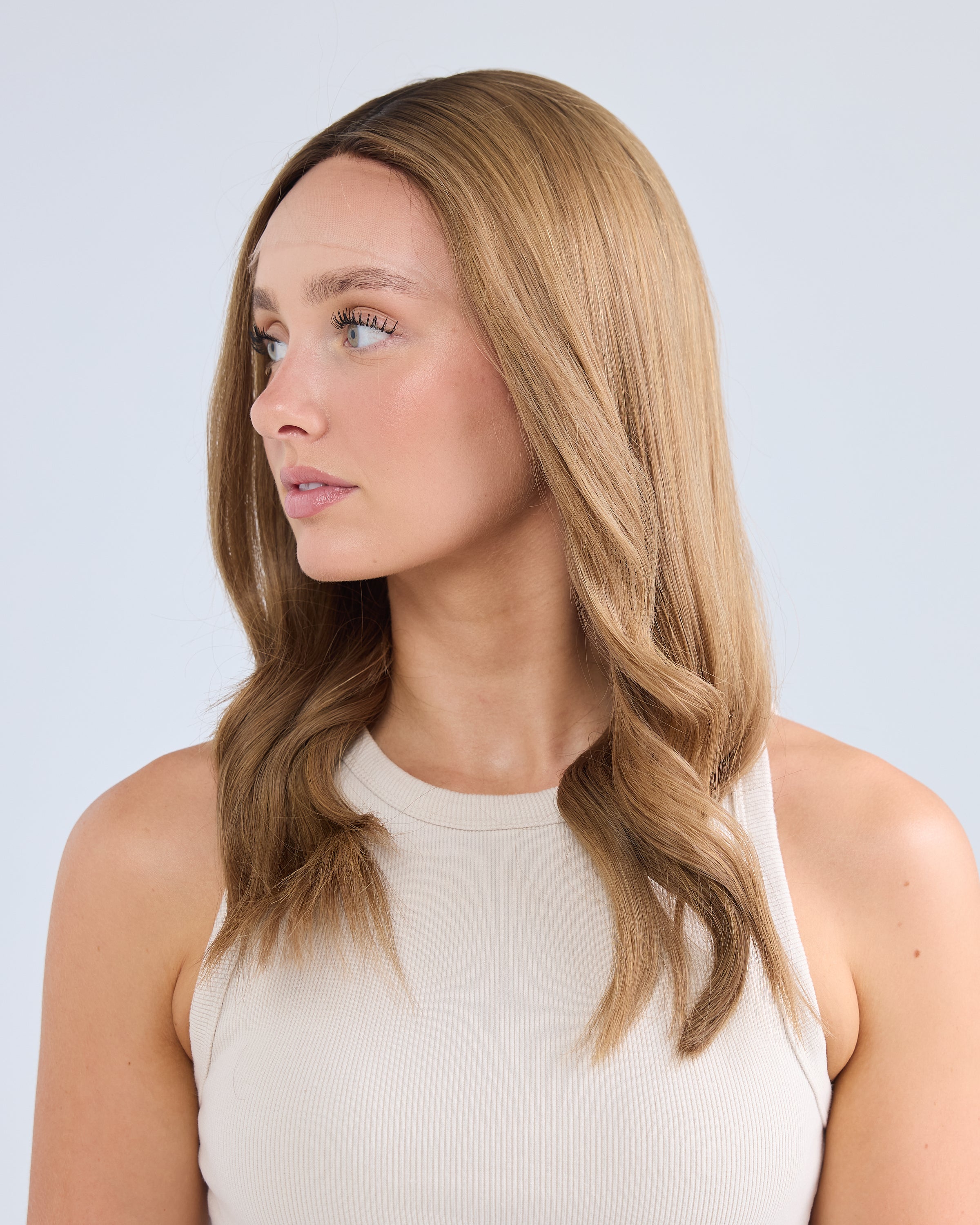 LIGHT HONEY BRUNETTE // GAME CHANGER WIG // 20 INCHES // M CAP