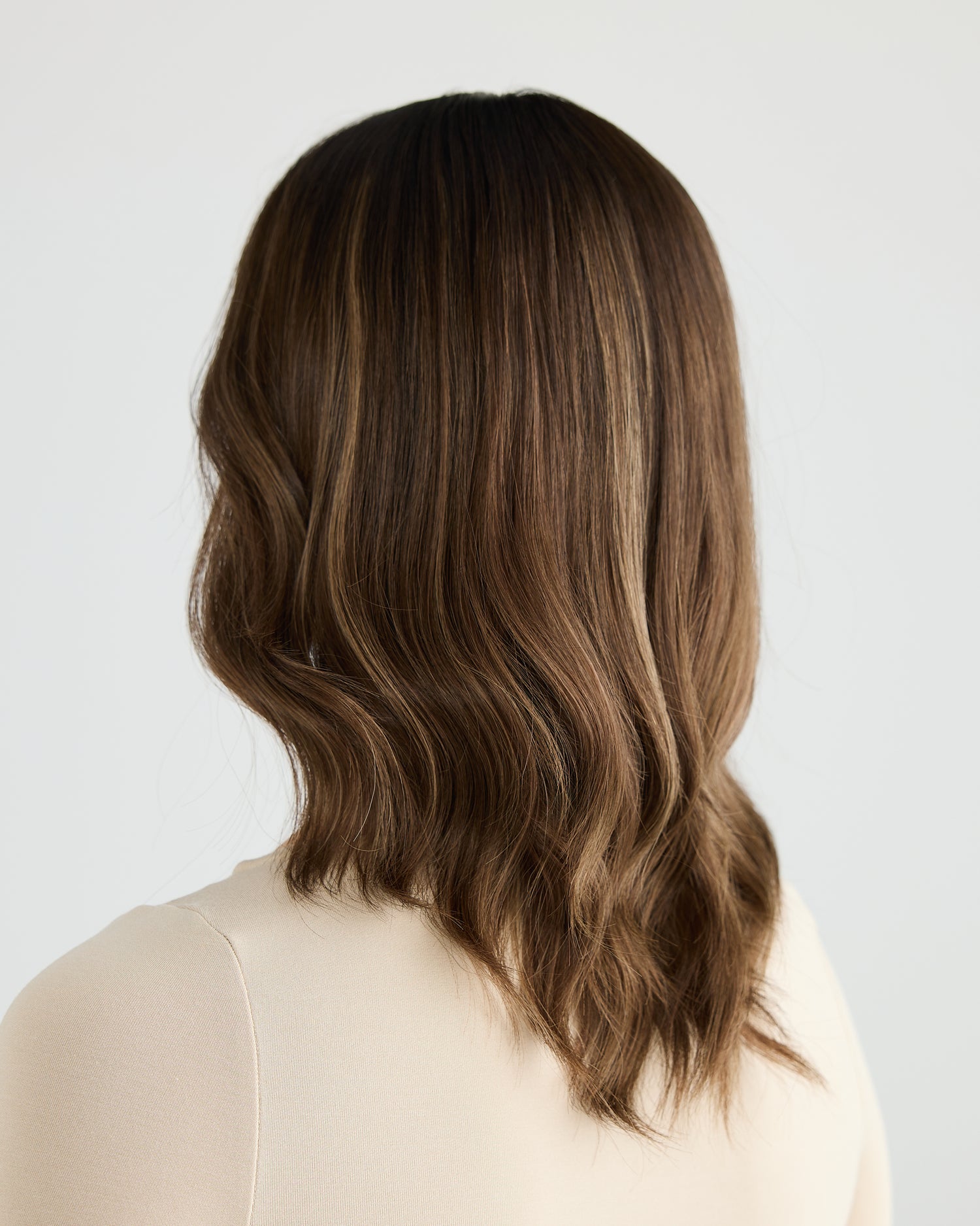 ASHY BRUNETTE DREAM // GAME CHANGER WIG // 16 INCHES // M CAP