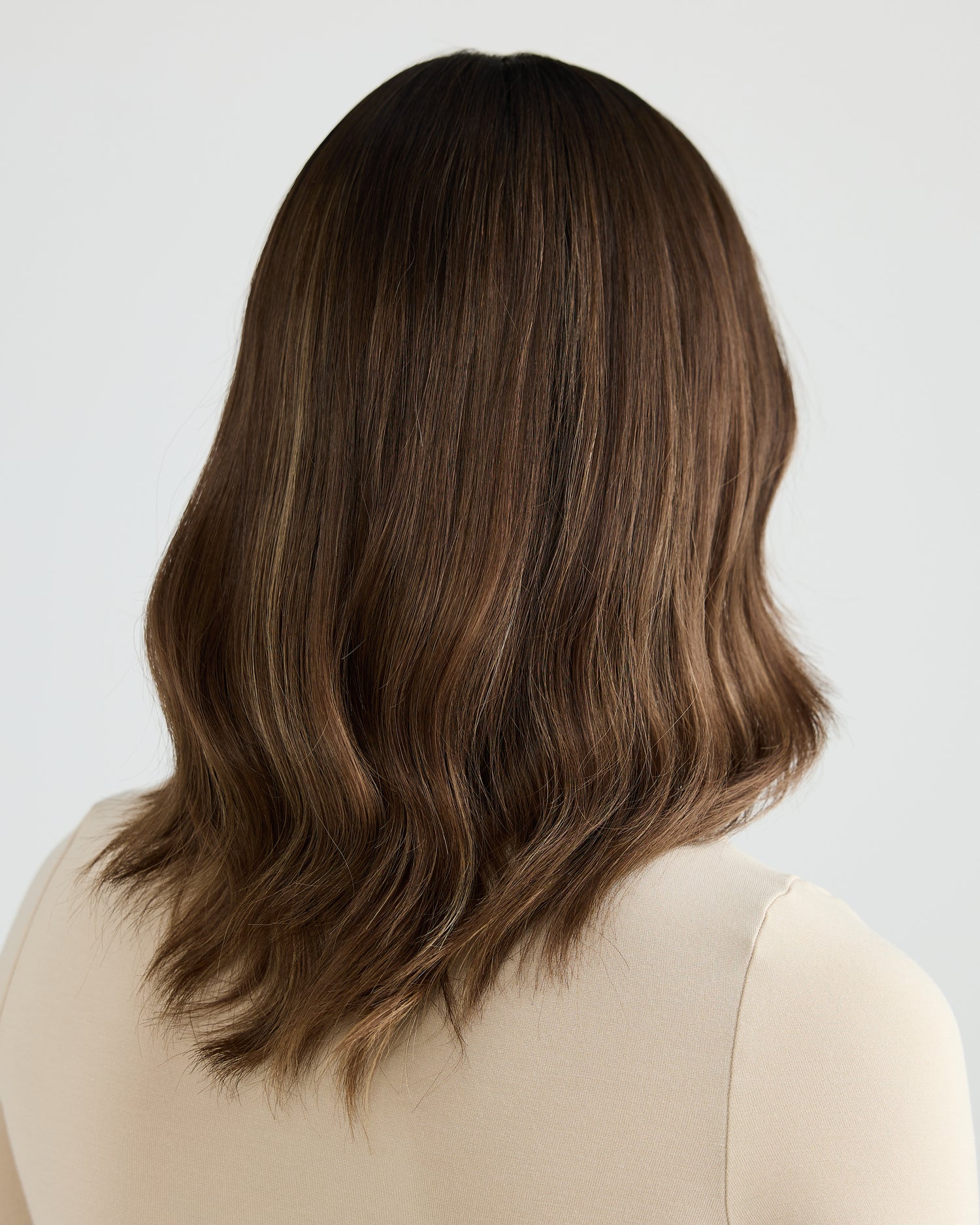 ASHY BRUNETTE DREAM // GAME CHANGER WIG // 16 INCHES // M CAP