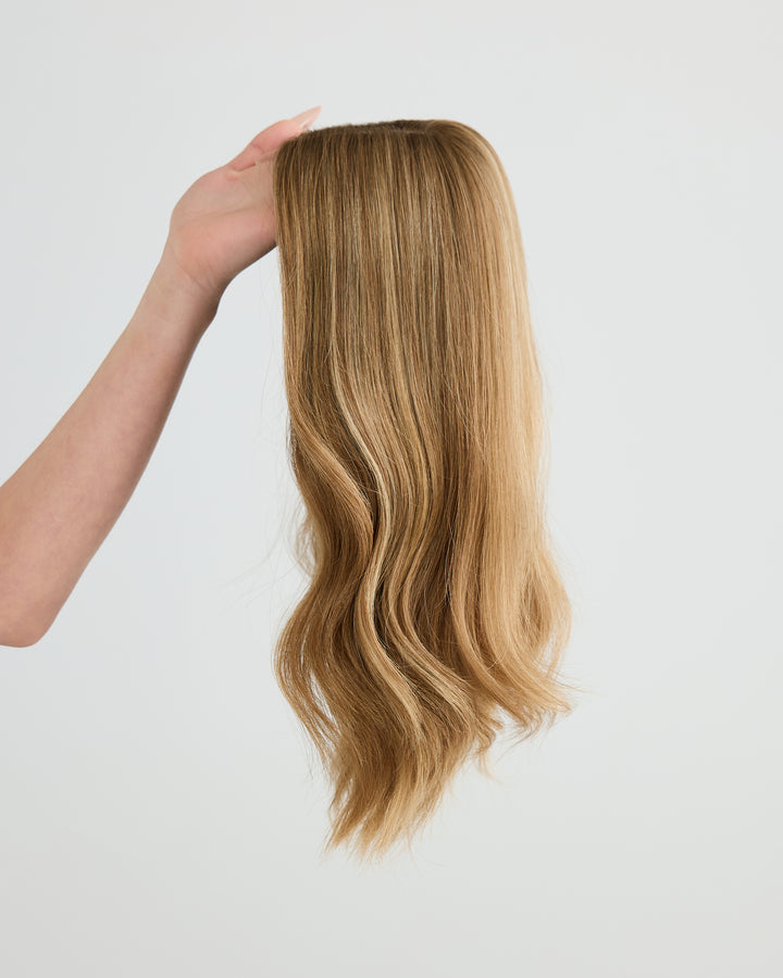 DIMENSIONAL DARK BLONDE // GAME CHANGER WIG // 16 INCHES // M CAP