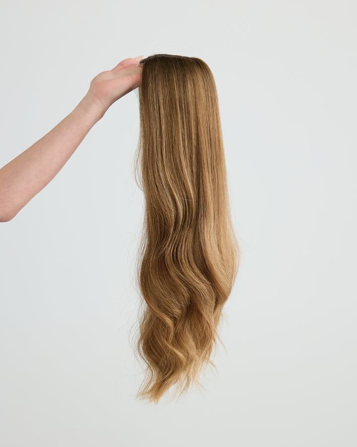 MOCHA BALAYAGE // GAME CHANGER WIG // 22 INCHES // M CAP