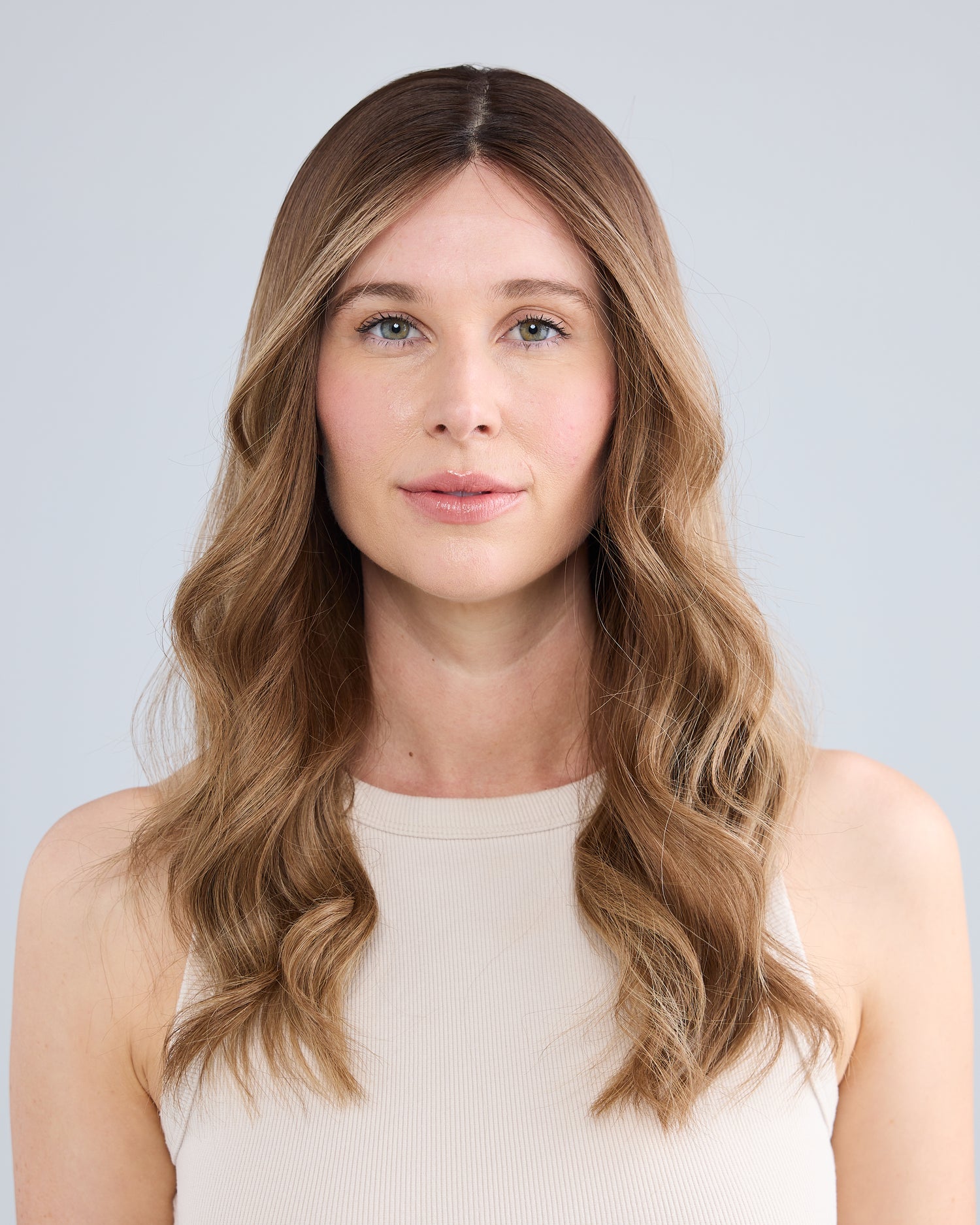 WARM BRONDE MELT // GAME CHANGER WIG // 22 INCHES // M CAP