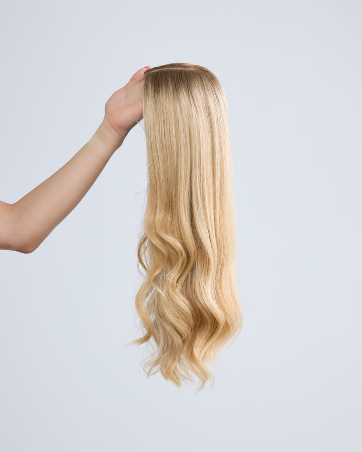 SOFT ROOTED BLONDE // GAME CHANGER WIG // 20 INCHES // L CAP