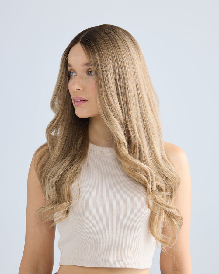 NEUTRAL BRONDE MELT // GAME CHANGER WIG // 24 INCHES // S CAP