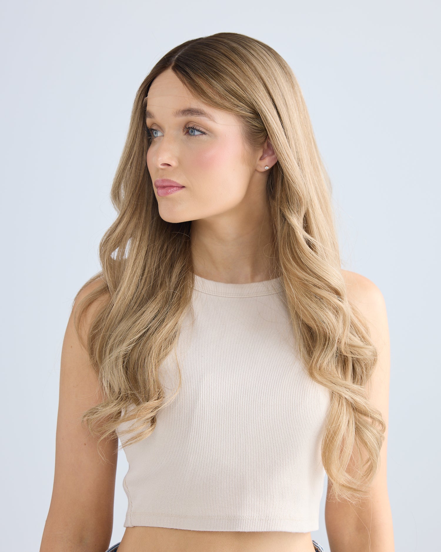 NEUTRAL BRONDE MELT // GAME CHANGER WIG // 24 INCHES // S CAP