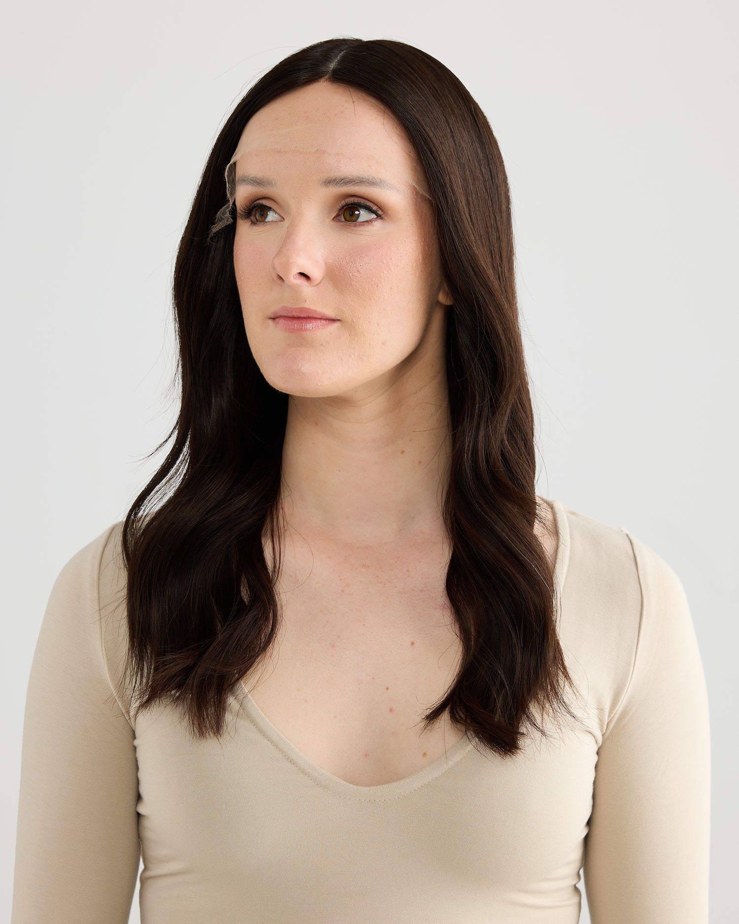 NATURAL DARKEST BRUNETTE // GAME CHANGER WIG // 20 INCHES // S CAP