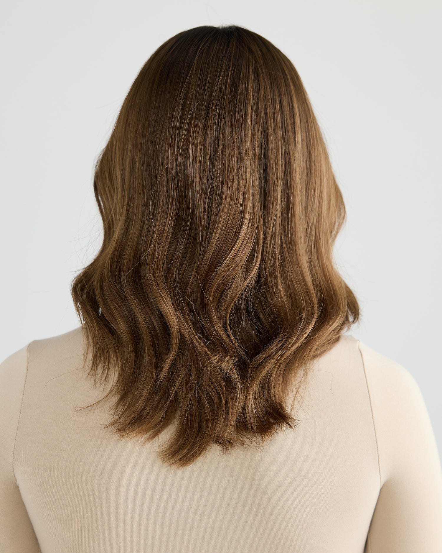 DREAMY BALAYAGE BRUNETTE // GAME CHANGER WIG // 16 INCHES // M CAP