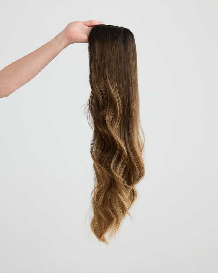 DREAMY BALAYAGE BRUNETTE // GAME CHANGER WIG // 24 INCHES // M CAP