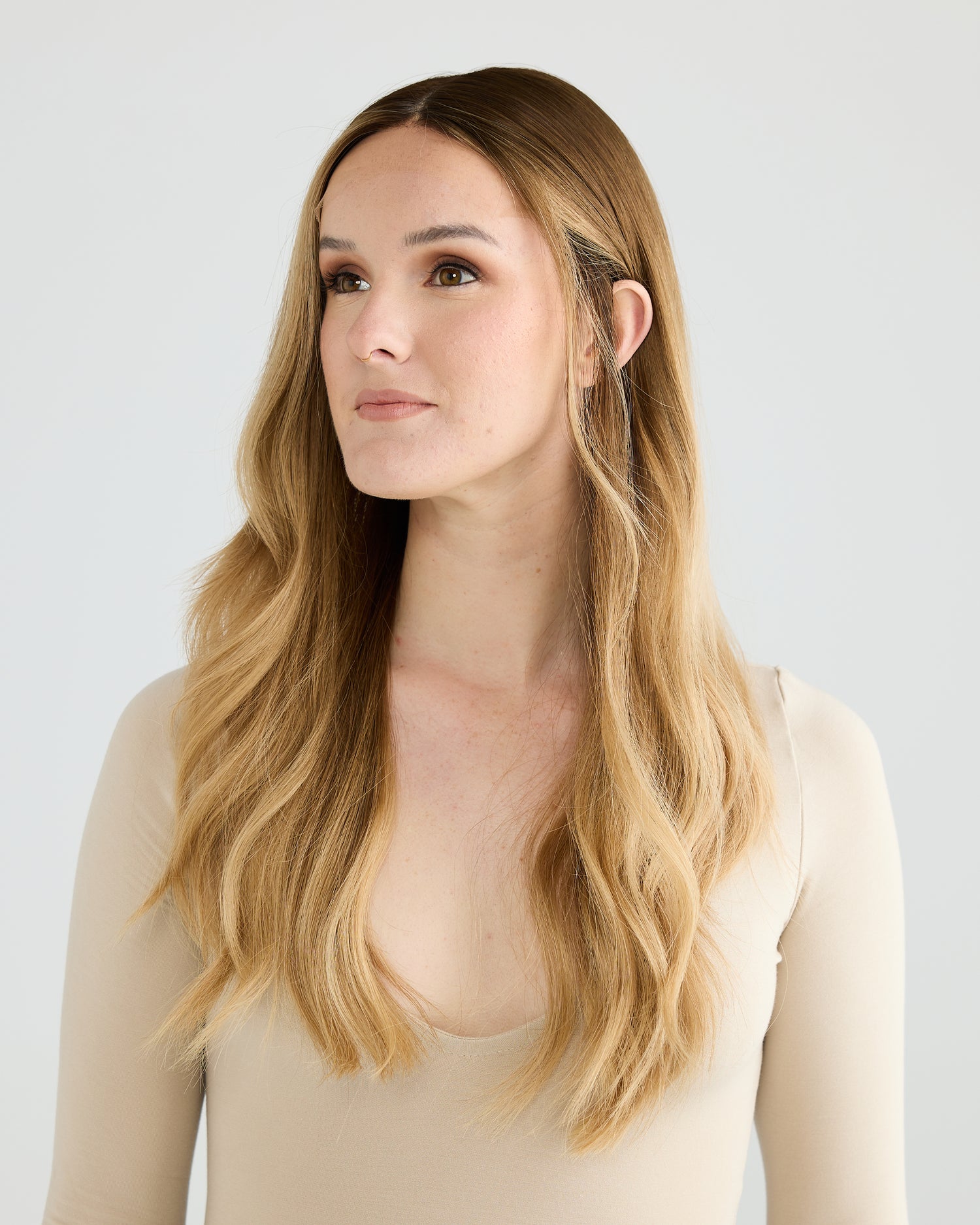 LIGHT SUNKISSED BALAYAGE // GAME CHANGER WIG // 24 INCHES // M CAP