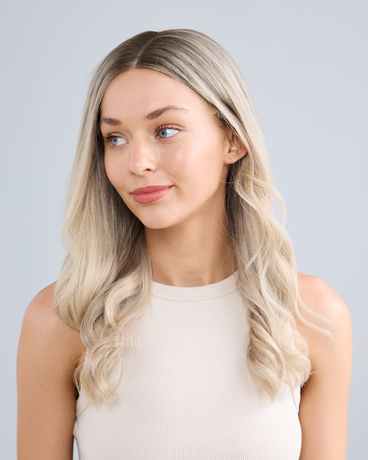 ASH BLONDE BALAYAGE // LUXE WIG // 20 INCHES // XS CAP