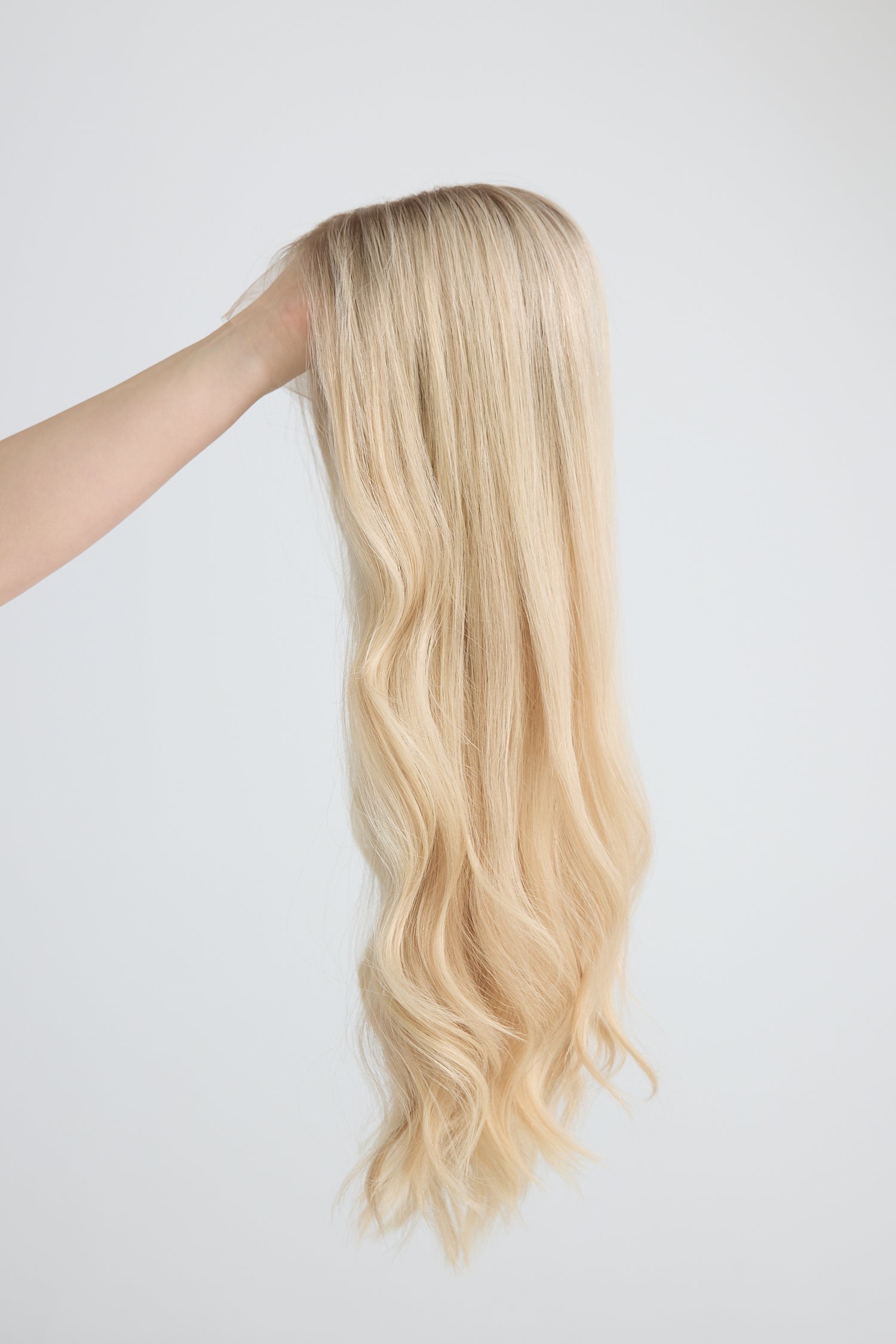 Bright Blonde // Luxe Wig // 22 Inches // M cap